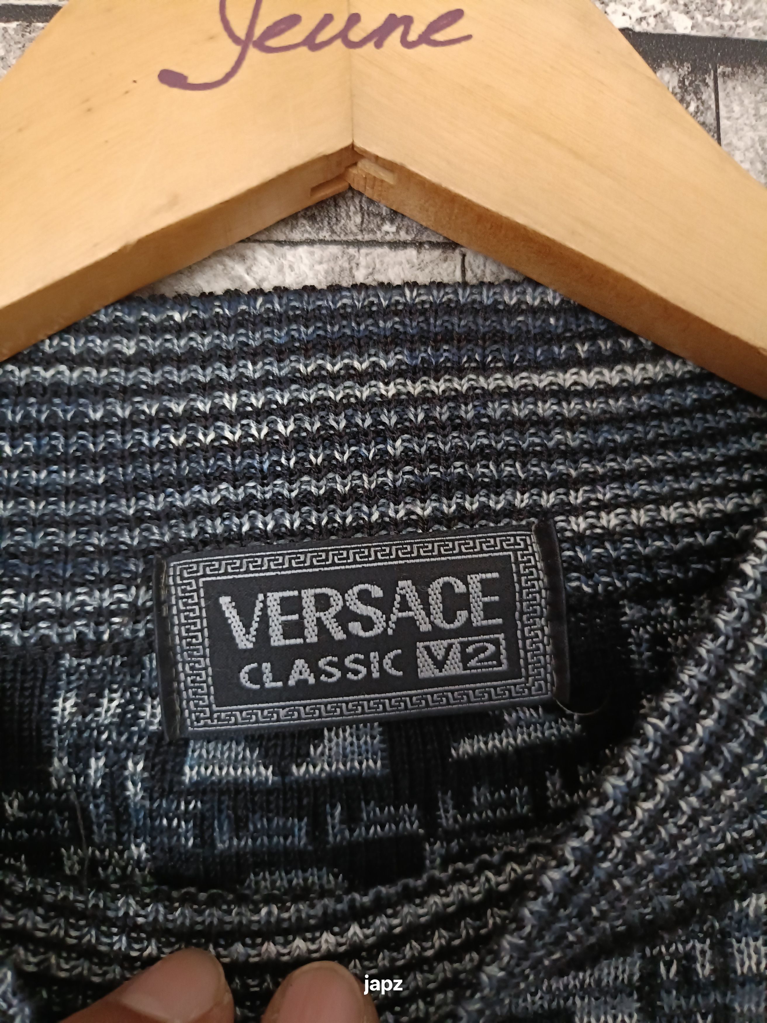 Versace Vintage versace classic V2 Medusa jacquard knit sweater Size US L / EU 52-54 / 3 - 6 Thumbnail