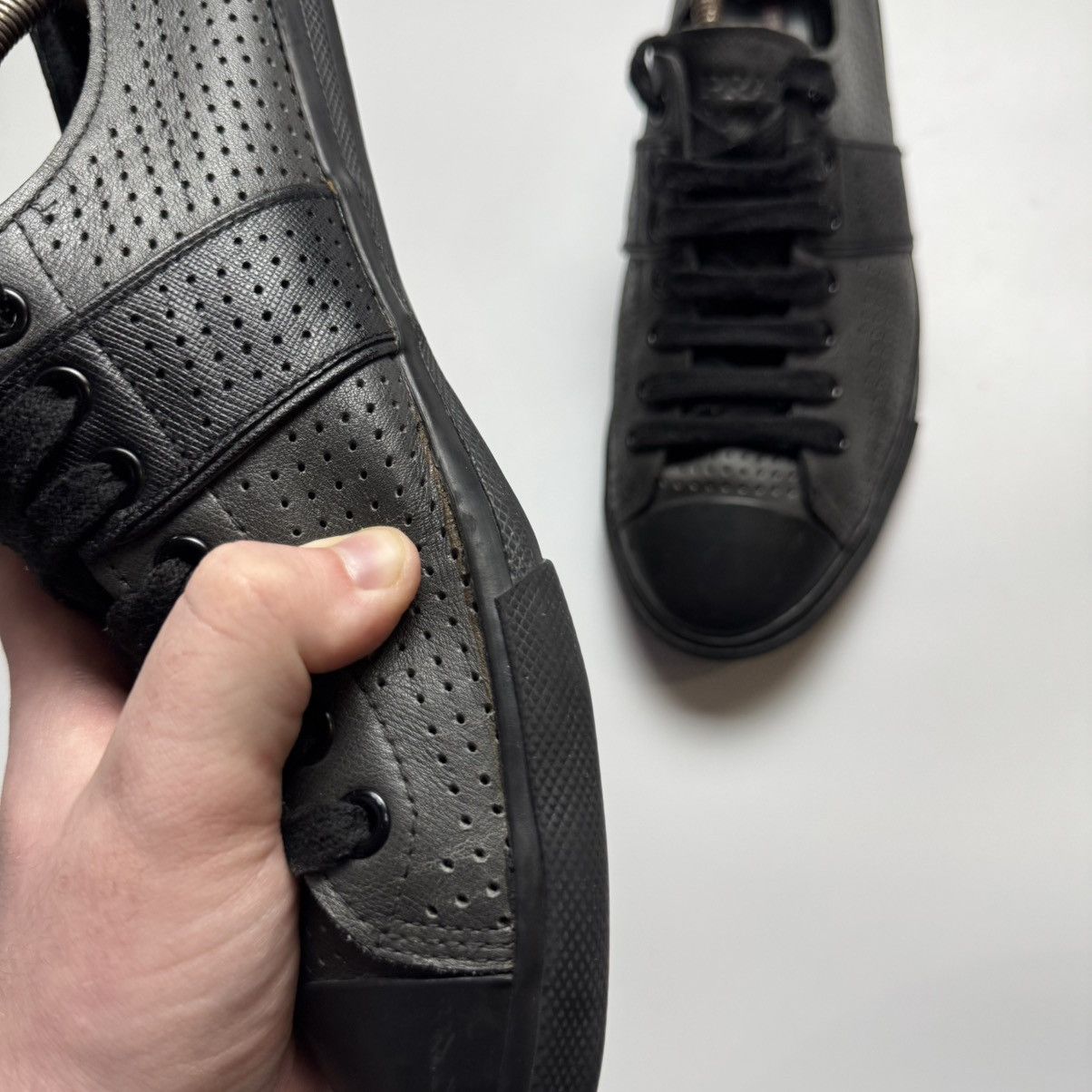 Prada PRADA Dark Grey Saffiano Sneakers 8.5 Size US 7.5 / EU 40-41 - 16 Thumbnail
