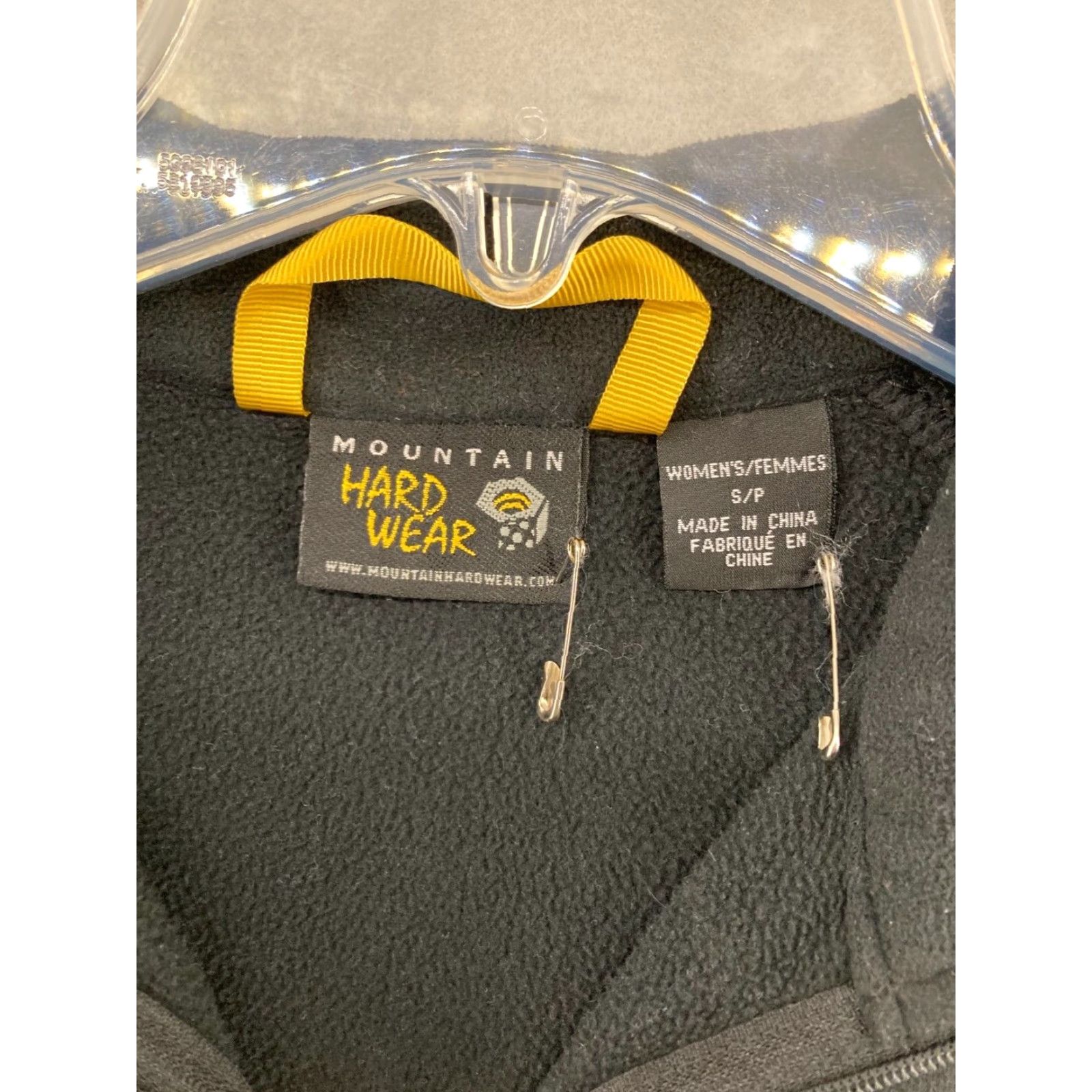 Mountain Hardwear Mountain Hardwear Womens Fleece Pullover S Black 1/4 Zip Outdoor Hiking Sweatshirt Women's Small Fleece Solid 1/4 Zip Outdoor Size S / US 4 / IT 40 - 6 Thumbnail