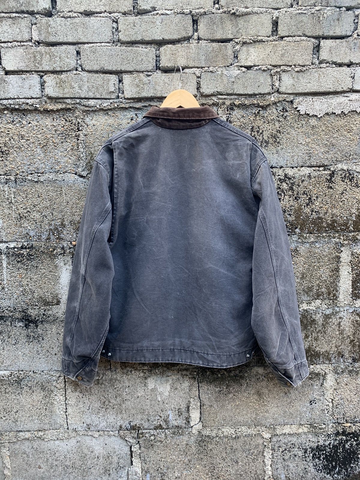 Carhartt × Vintage Vtg Carhartt J97 Faded Black/DarkGrey Detroit Jacket Size US L / EU 52-54 / 3 - 9 Thumbnail