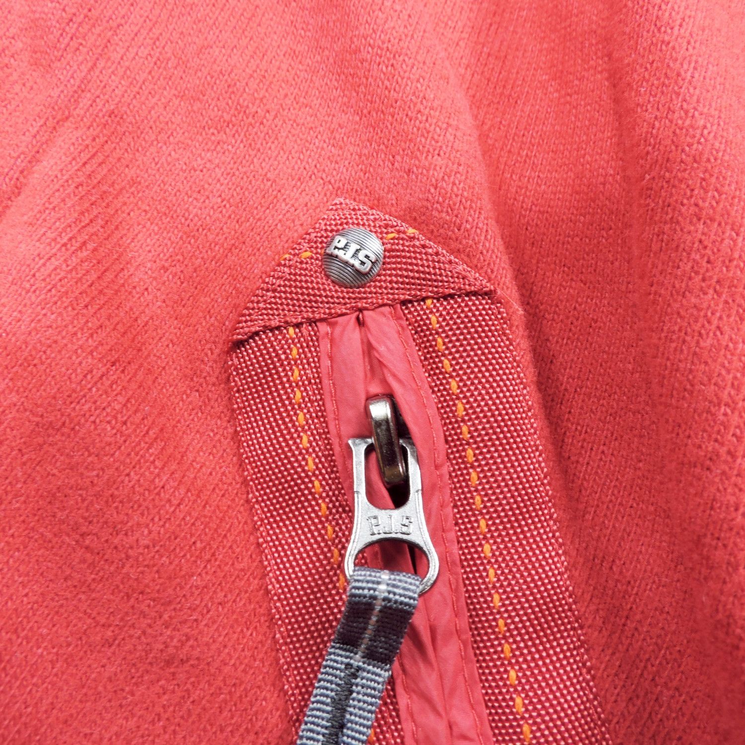 Parajumpers PARAJUMPERS USAF 210 RESCUE SQUADRON ZIP-HOODIE Size US L / EU 52-54 / 3 - 15 Thumbnail