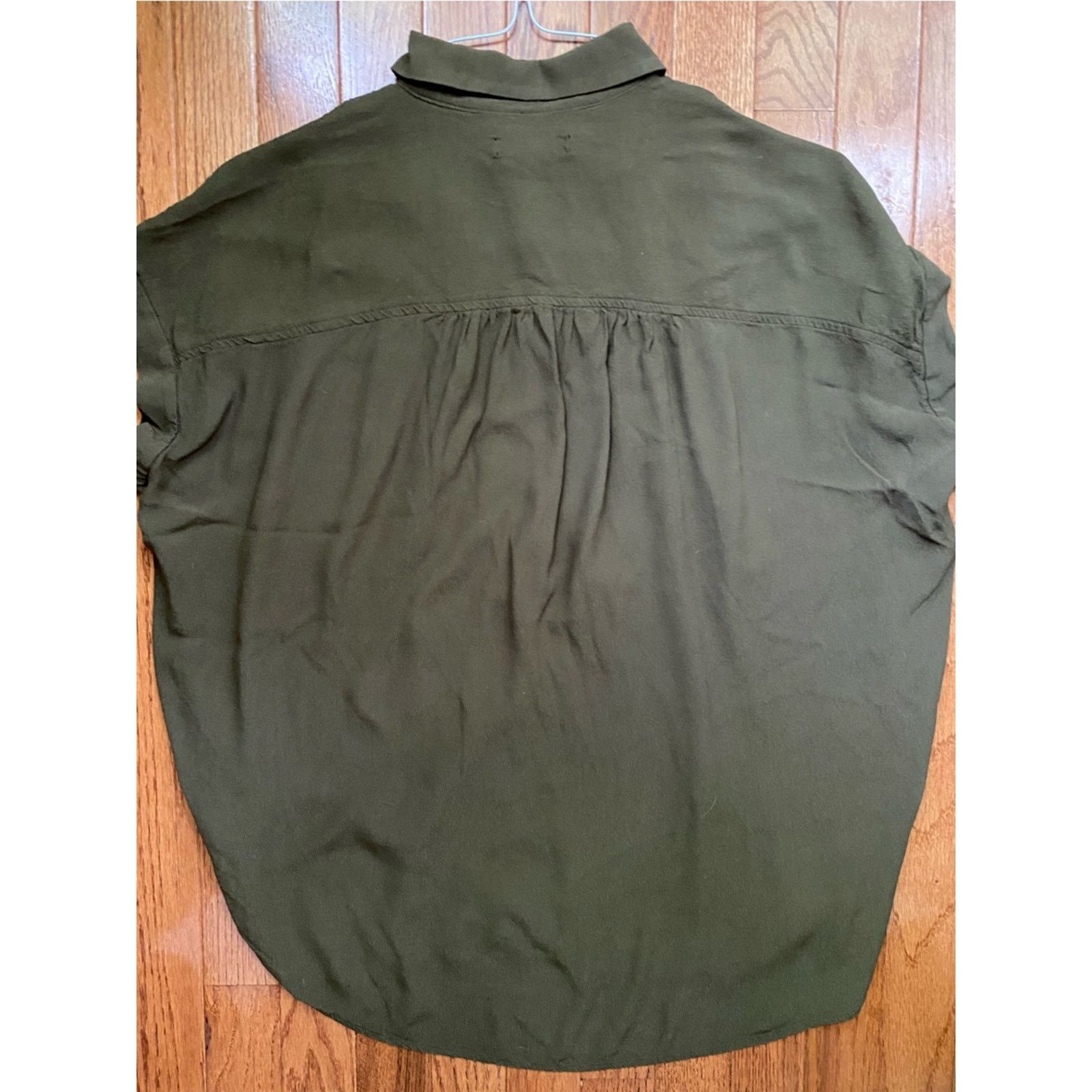 Madewell Madewell Central Olive Green Short Sleeve Blouse M EUC Size M / US 6-8 / IT 42-44 - 11 Thumbnail