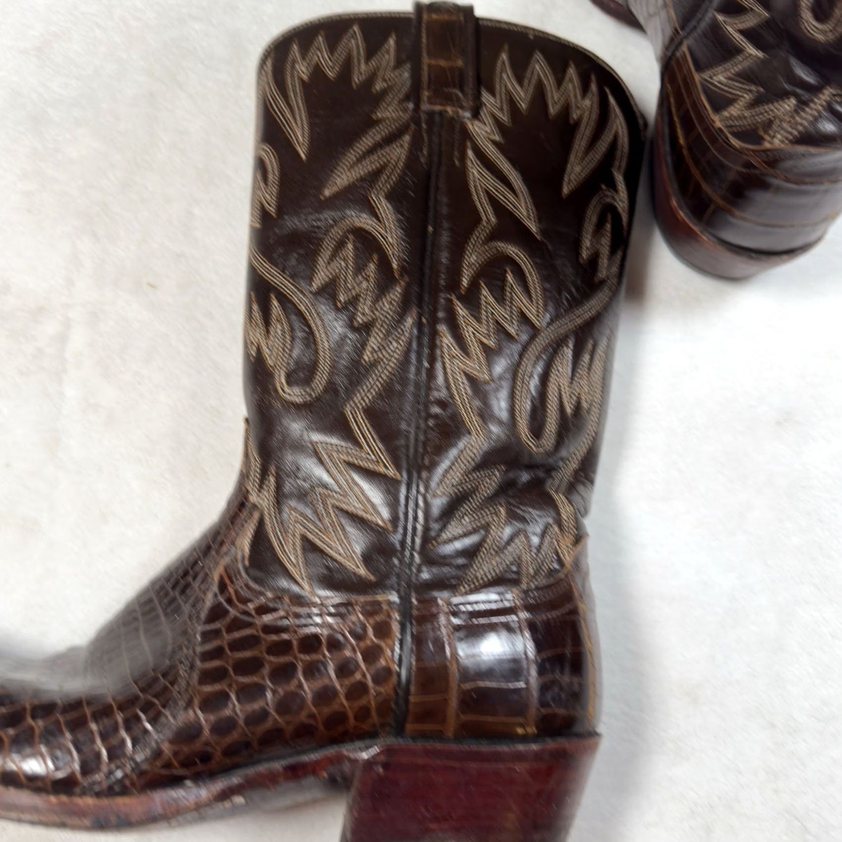 Dan Post Vtg 1989 Dan Post 6864 Genuine Caiman Alligator Cowboy Boots Mens 9.5 D USA Size US 10 / EU 43 - 4 Thumbnail