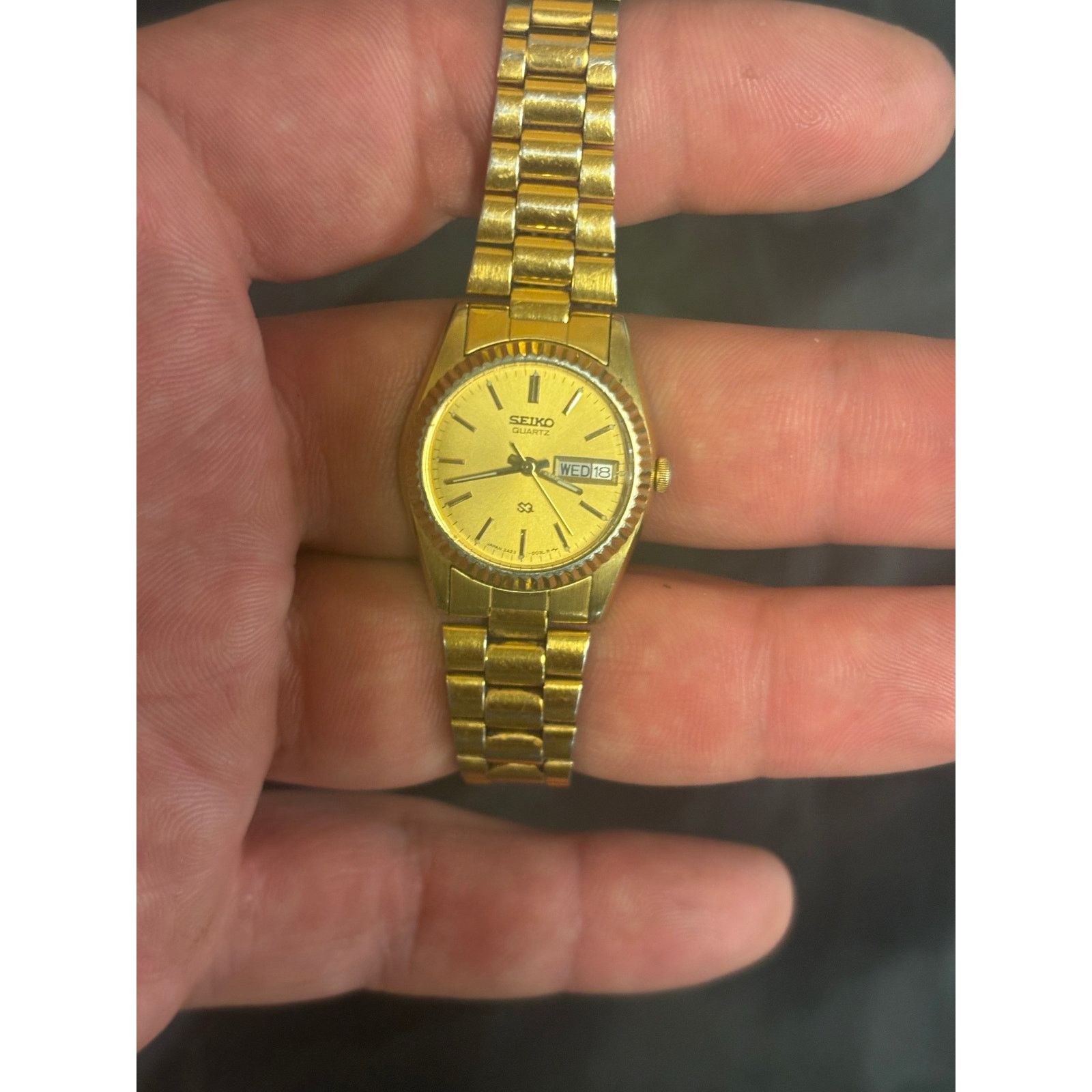 Seiko Seiko 2A23-0039 Gold Tone Women’s Watch! New Battery. Size ONE SIZE - 1 Thumbnail