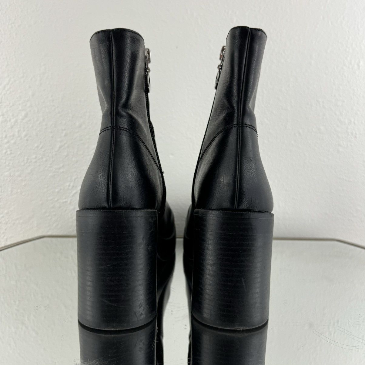 Other DIRTY LAUNDRY Black Faux Leather Groovy Platform Ankle Boots Size US 8.5 / IT 38.5 - 4 Thumbnail