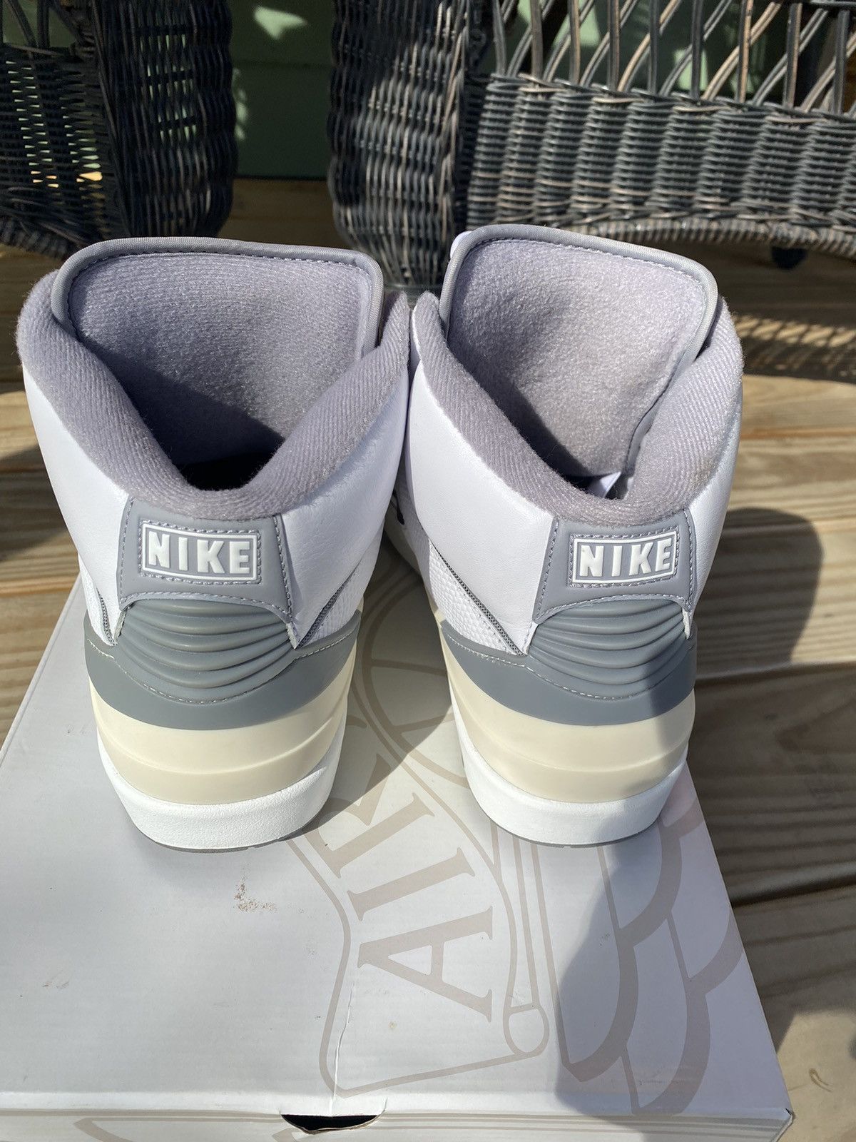 Jordan Brand Jordan retro 2 cement grey 10m Size US 10 / EU 43 - 9 Thumbnail