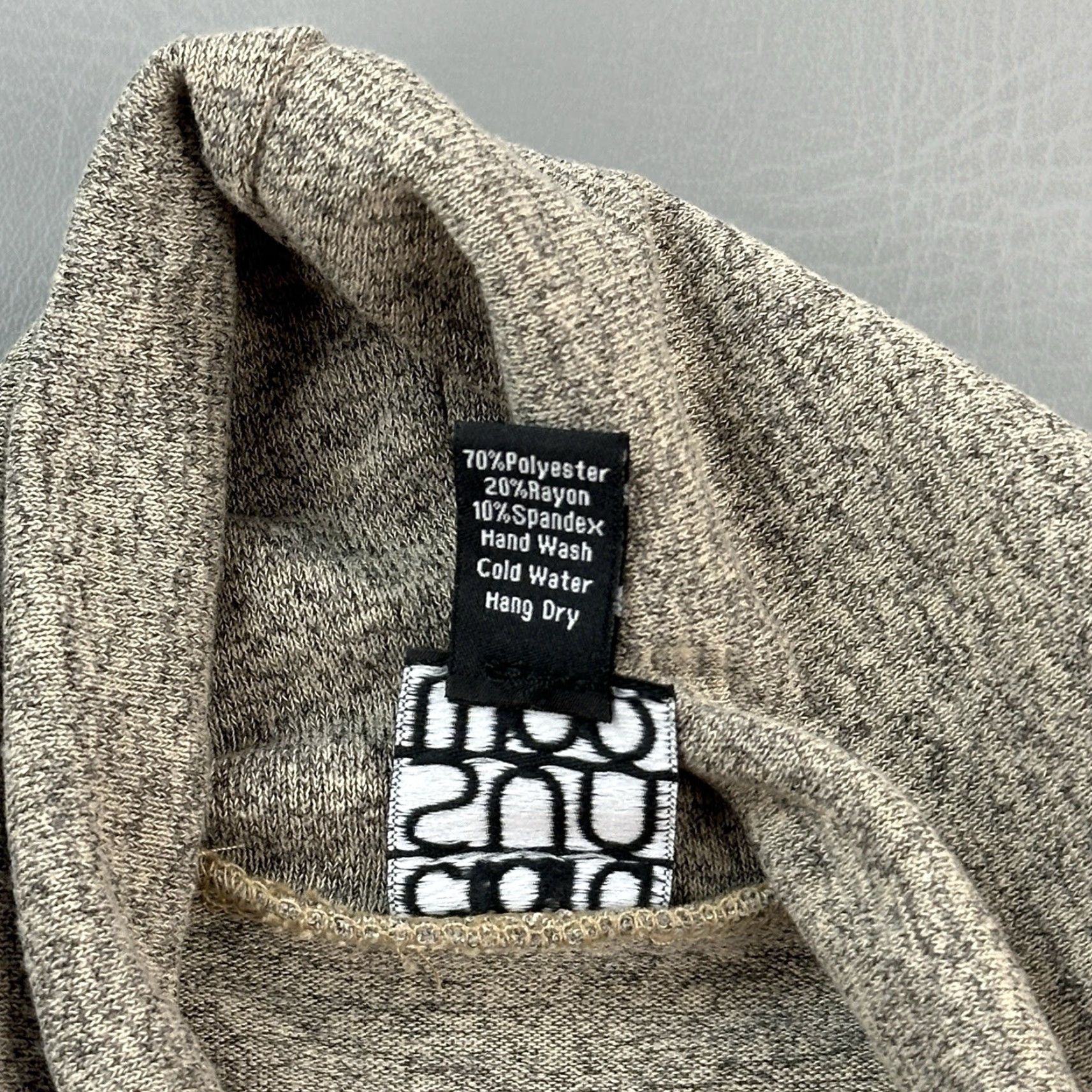 Vintage Clara Sun Woo Top Women’s Small Heathered Oatmeal Turtleneck Cowl Stretch USA Shirt Ladies Small Heathered Oatmeal Turtleneck Cowl Stretch USA Size S / US 4 / IT 40 - 6 Thumbnail