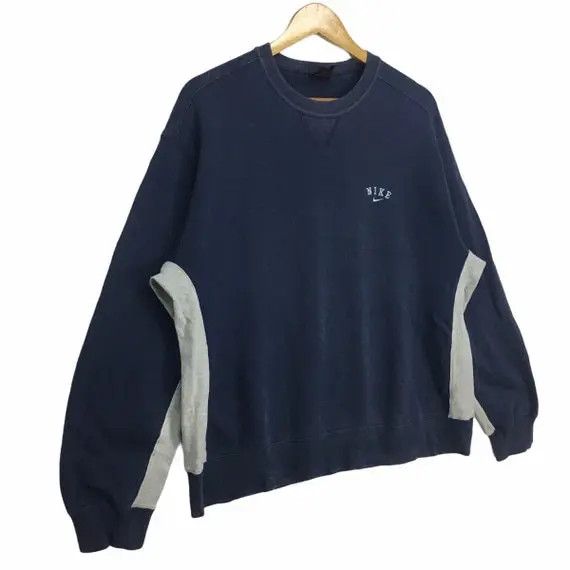 Nike Vtg 90' NIKE Center Logo Swoosh Sweatshirt Pullover Size US L / EU 52-54 / 3 - 3 Thumbnail