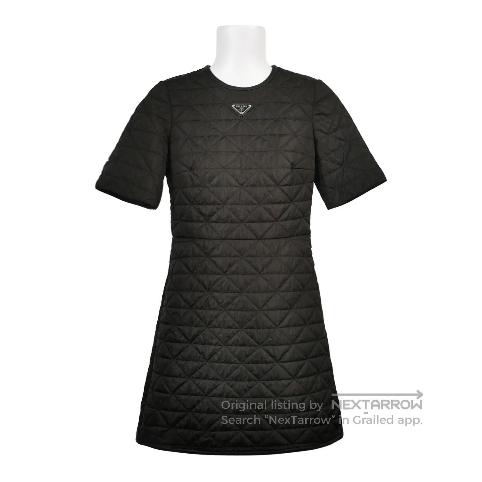 Prada Prada Short Sleeve Quilted Dress in Black . Size XXS / US 00 / IT 34 - 1 Thumbnail