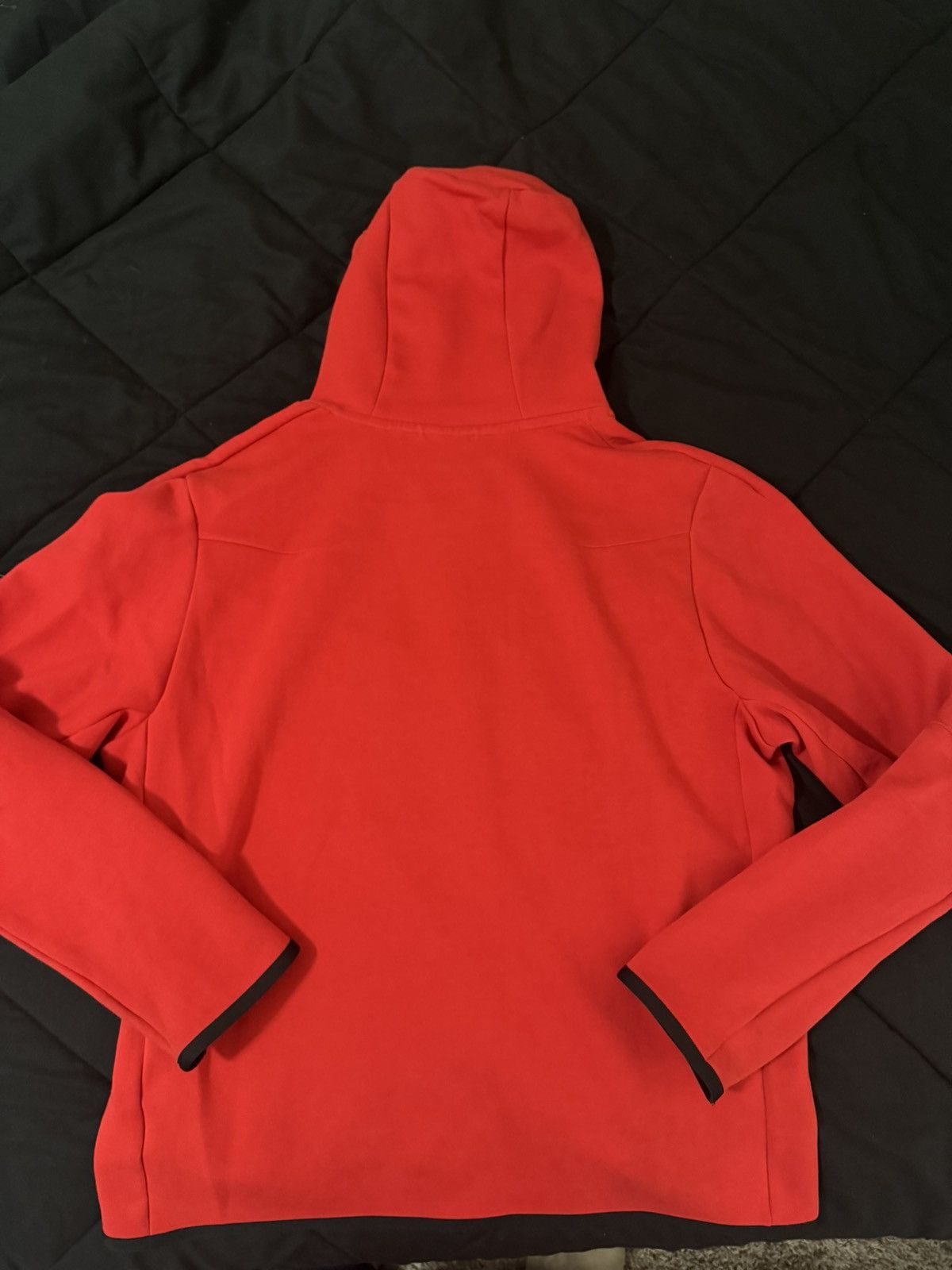 Nike NIKE TECH RED & BLACK Size US L / EU 52-54 / 3 - 4 Thumbnail
