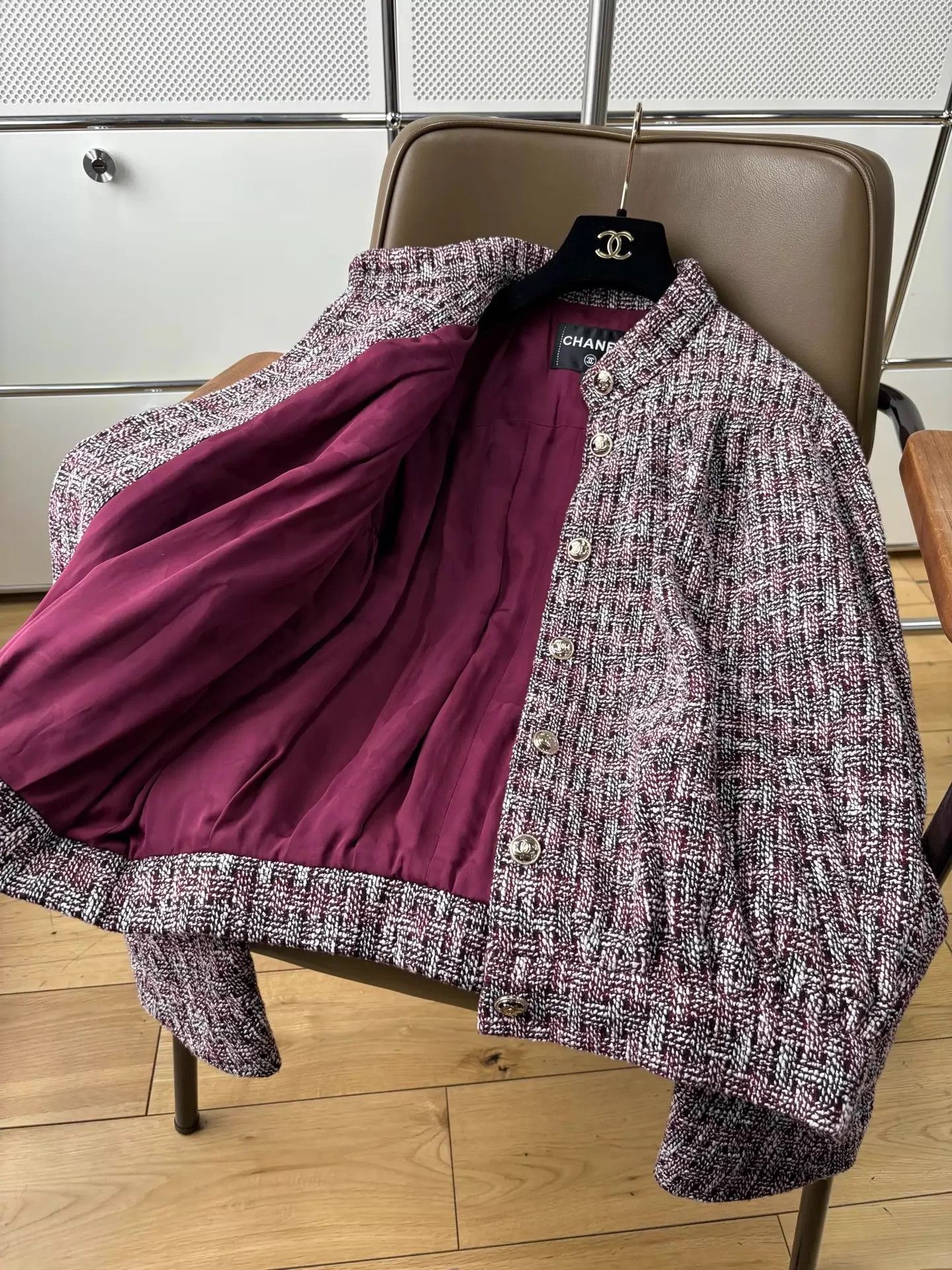 Chanel Chanel Burgundy Tweed Stand Collar Single-Breasted Jacket 38 Size S / US 4 / IT 40 - 5 Thumbnail