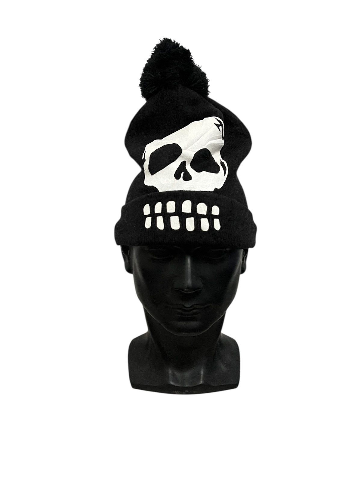 Seditionaries × Vintage Vintage H&M Skulls Seditionaries Beanie Hat Size ONE SIZE - 1 Thumbnail