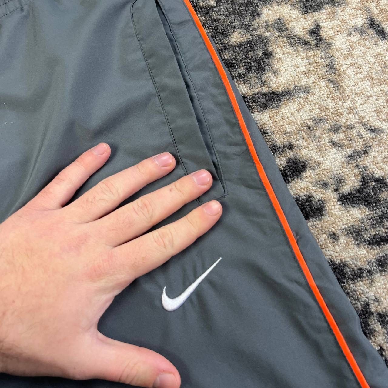 Nike Nike Swoosh Vintage Y2K Baggy Parachute Track Pants Size US 34 / EU 50 - 5 Thumbnail
