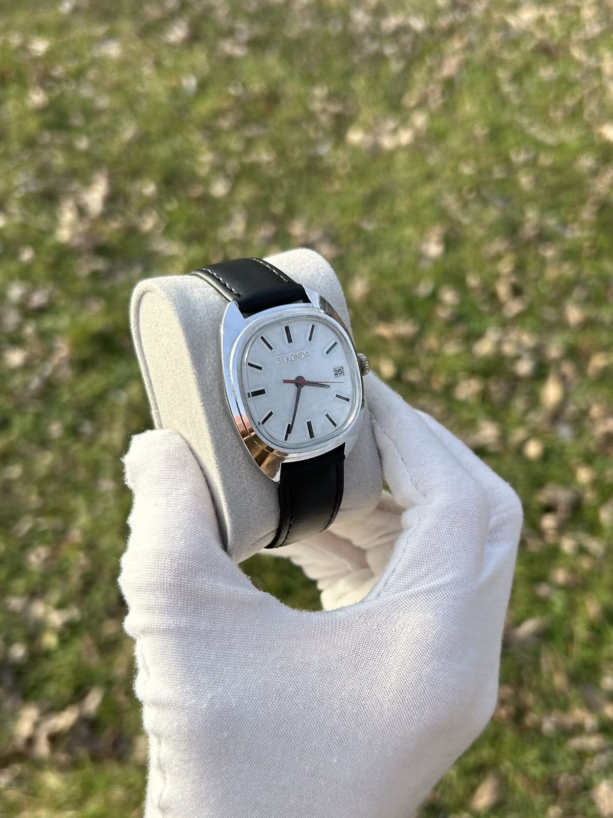 Vintage Vintage Sekonda Watch USSR Soviet Mechanical Authentic 1980s Size ONE SIZE - 5 Thumbnail