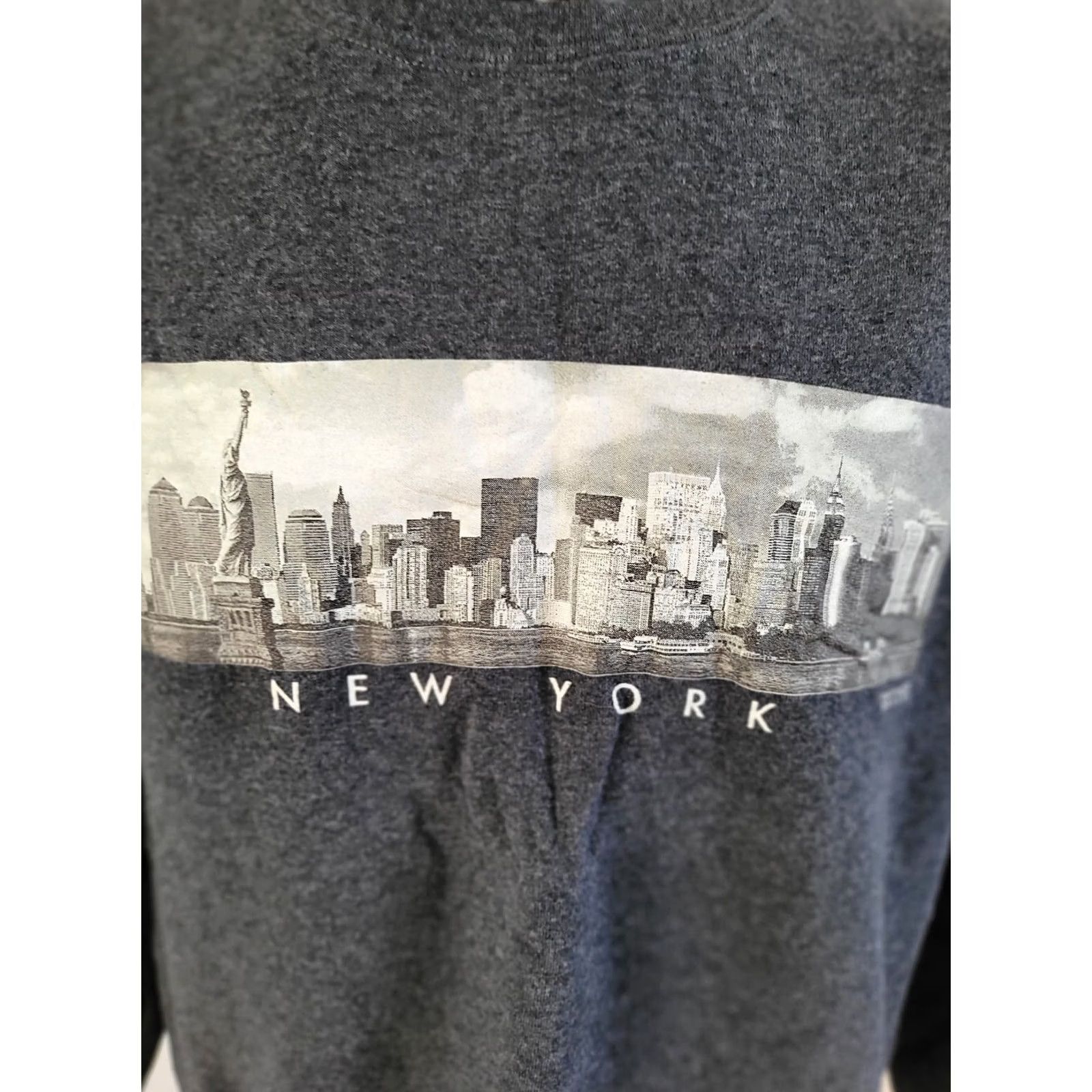 Jerzees VINTAGE Jerzees Sweatshirt S Grey New York Mens Sweatshirt Pullover 38" Chest 24" Back Collar to Hem Grade A Size US S / EU 44-46 / 1 - 2 Thumbnail