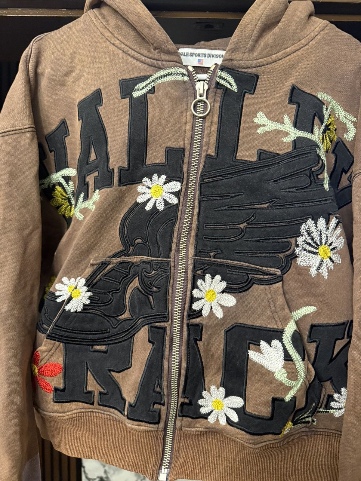 Vale Vale Forever Track Zip Up Size Small Brown Size US S / EU 44-46 / 1 - 3 Thumbnail