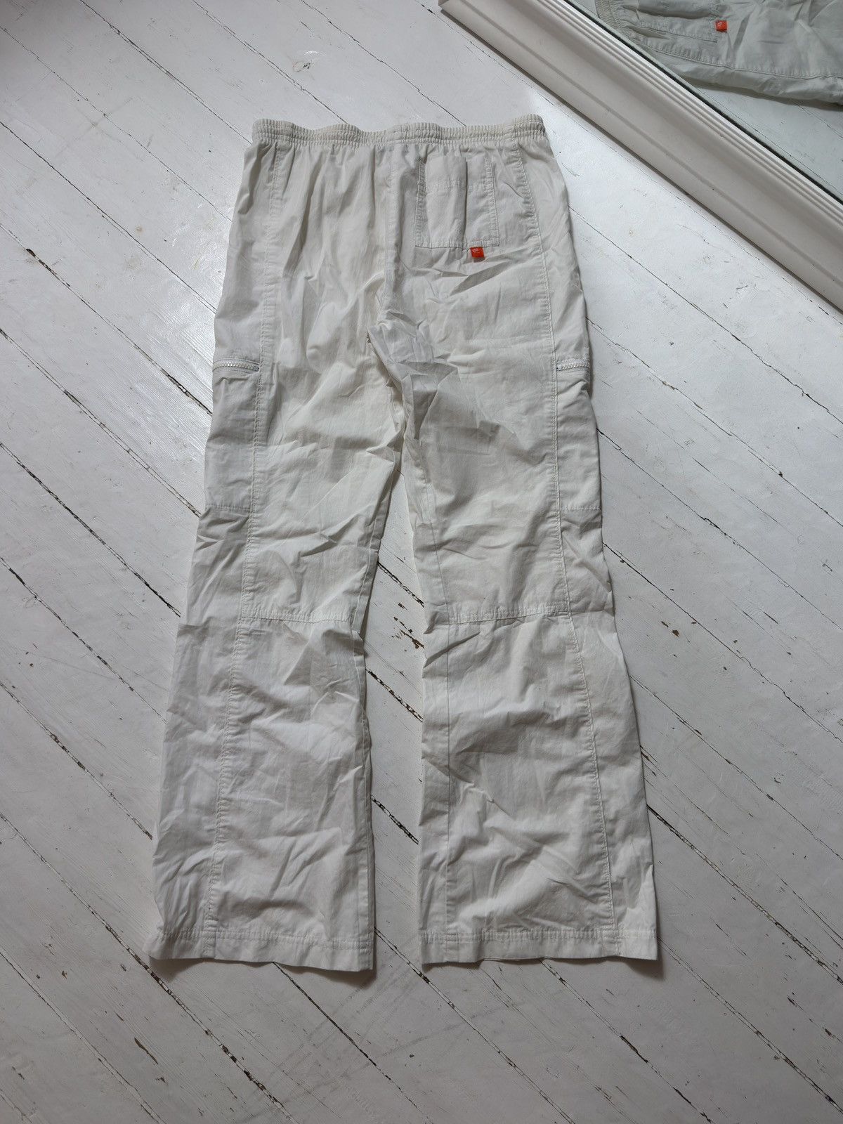 Nike VINTAGE NIKE MINI SWOOSH 2000s NYLON PANTS Size 27" / US 4 / IT 40 - 9 Thumbnail