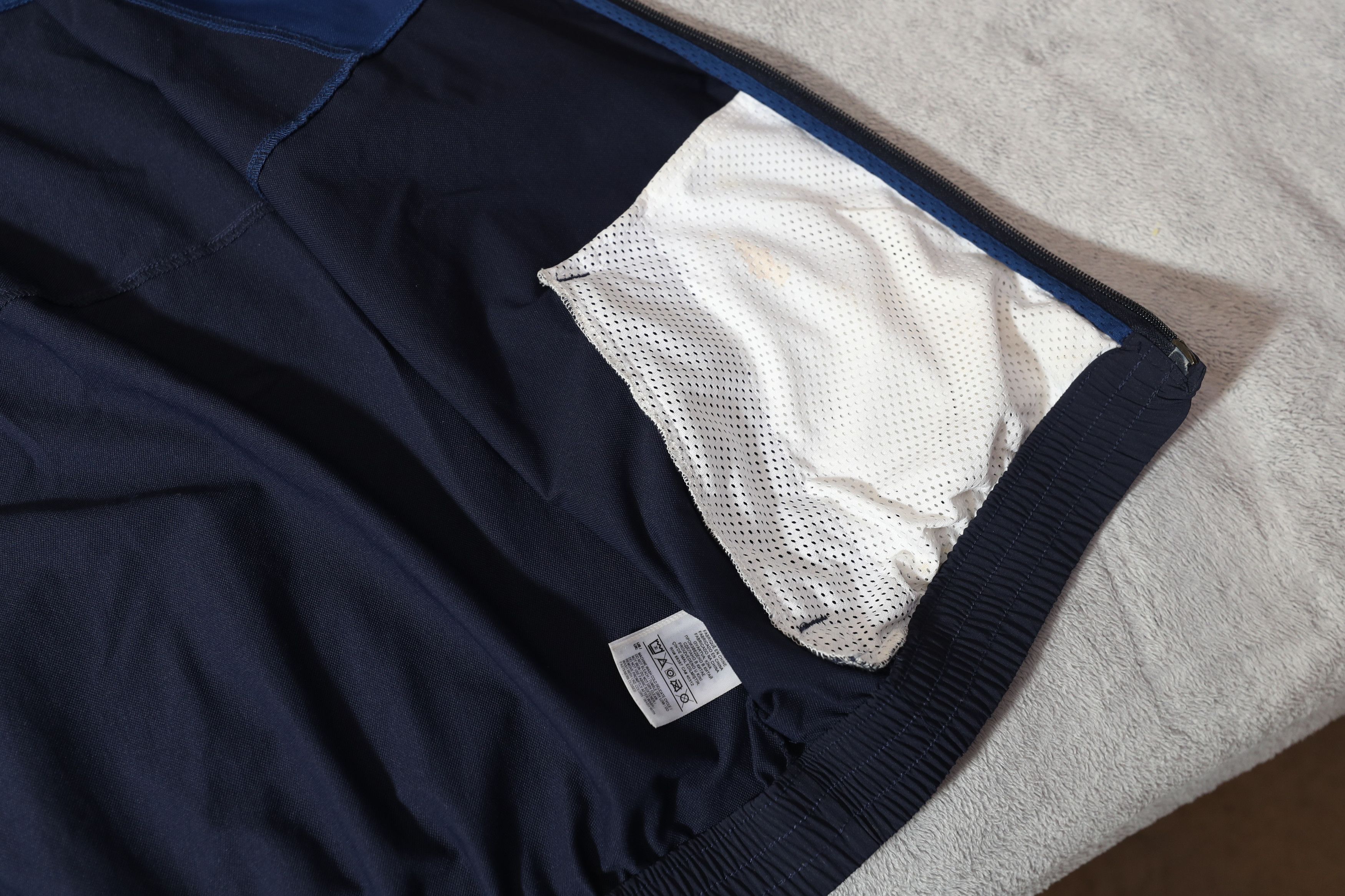 Adidas Adidas Originals Track Jacket (M) Size US M / EU 48-50 / 2 - 12 Thumbnail
