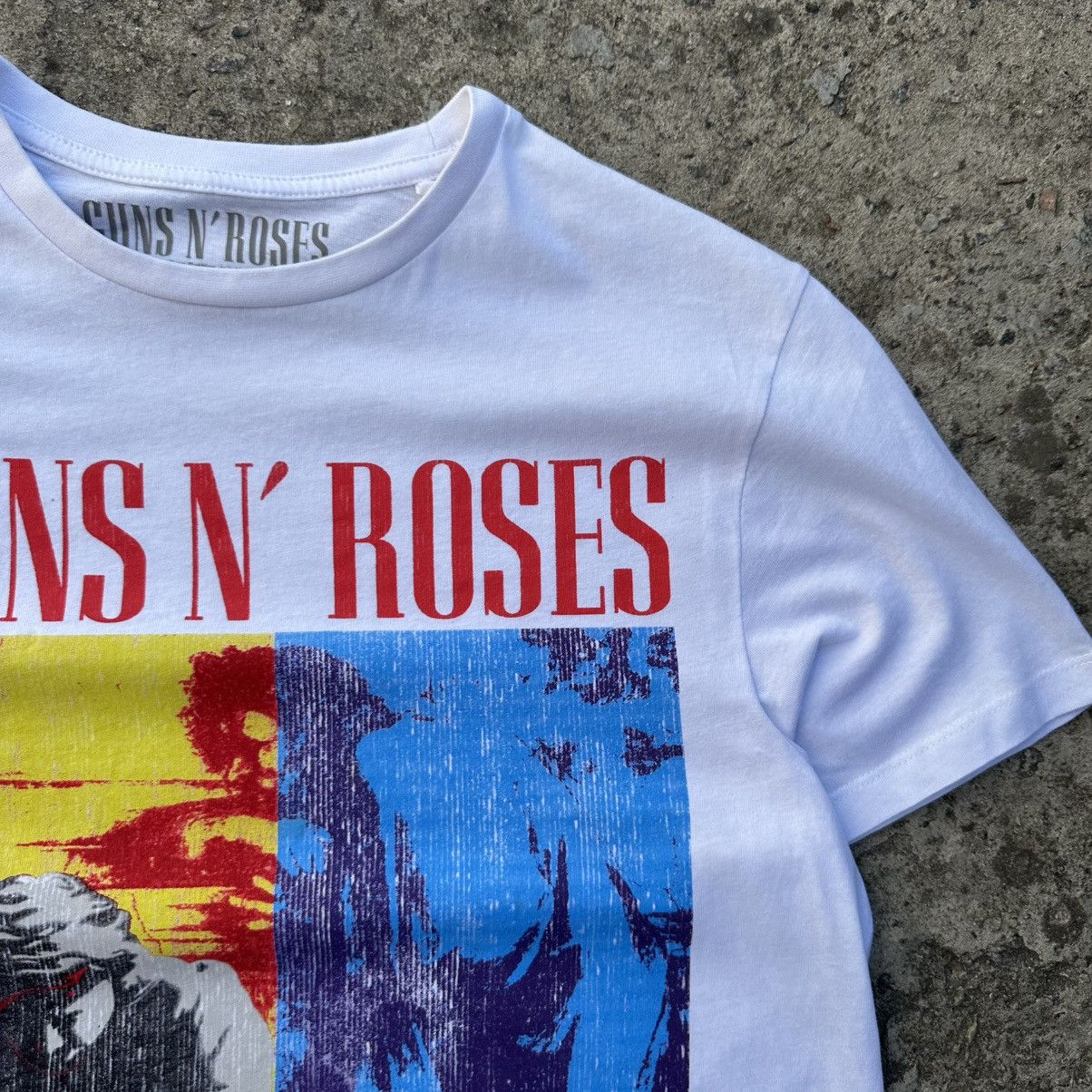 Guns N' Roses Vintage Japanese Style Adult Guns N’ Roses T-shirts Band Size US M / EU 48-50 / 2 - 3 Thumbnail
