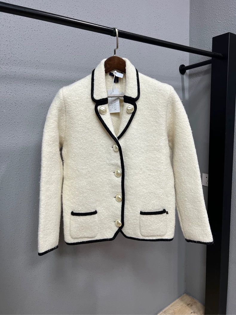 Louis Vuitton louis vuitton pearl button jacket-dmc Size US XL / EU 56 / 4 - 1 Thumbnail