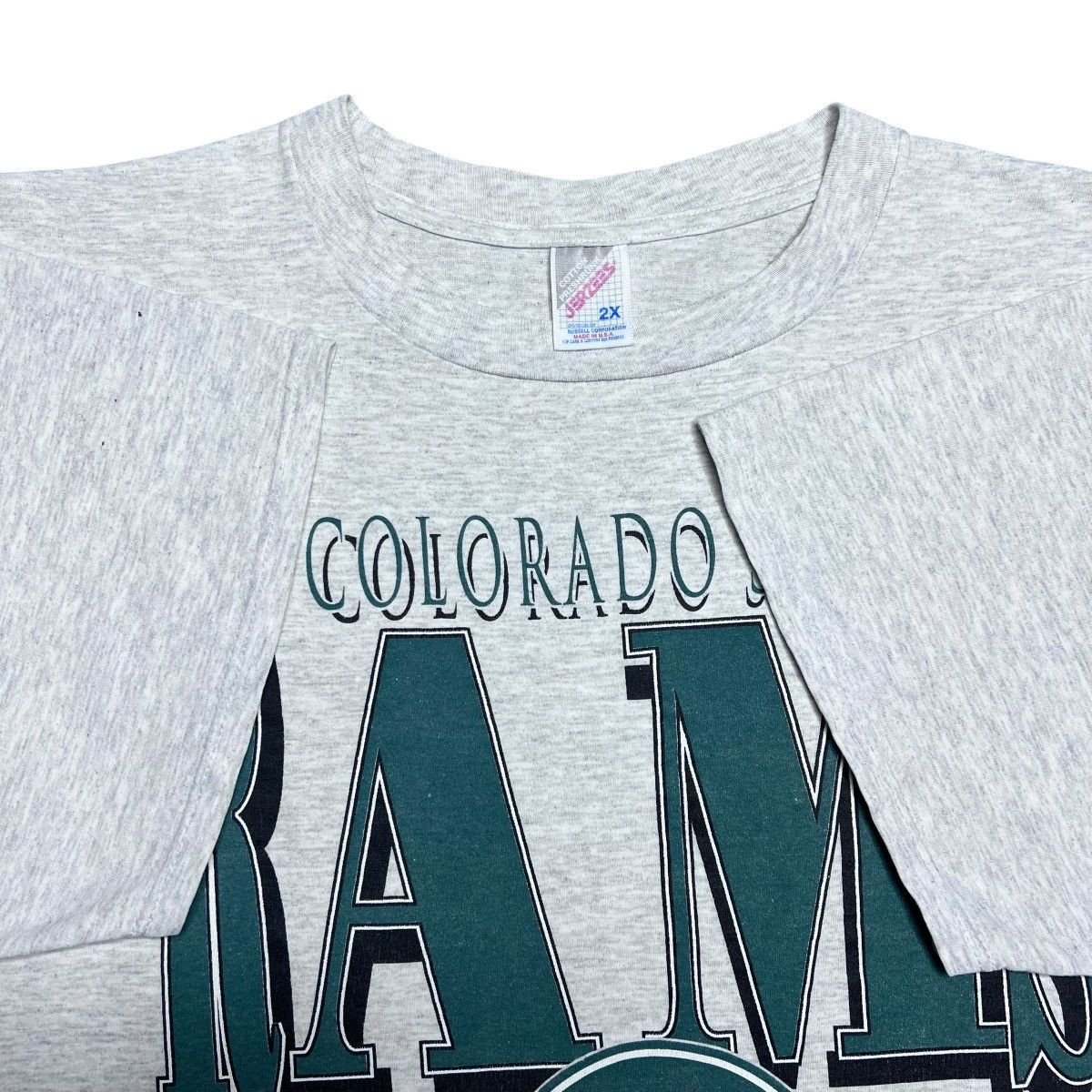 NCAA Vtg 1990s NCAA Colorado State Rams Spell Out 3D Logo T-Shirt Size US XXL / EU 58 / 5 - 2 Thumbnail