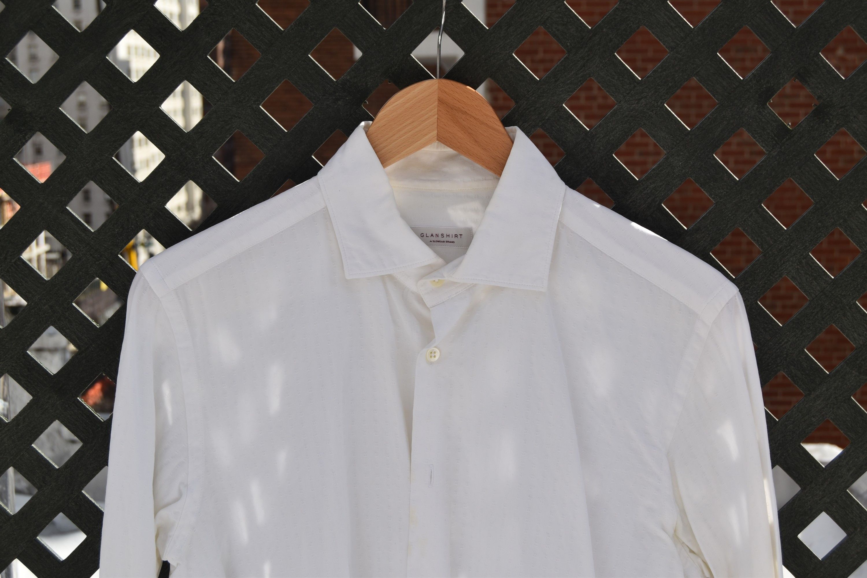 Incotex Glanshirt by Incotex white cotton jacquard button-down shirt Size US M / EU 48-50 / 2 - 4 Thumbnail