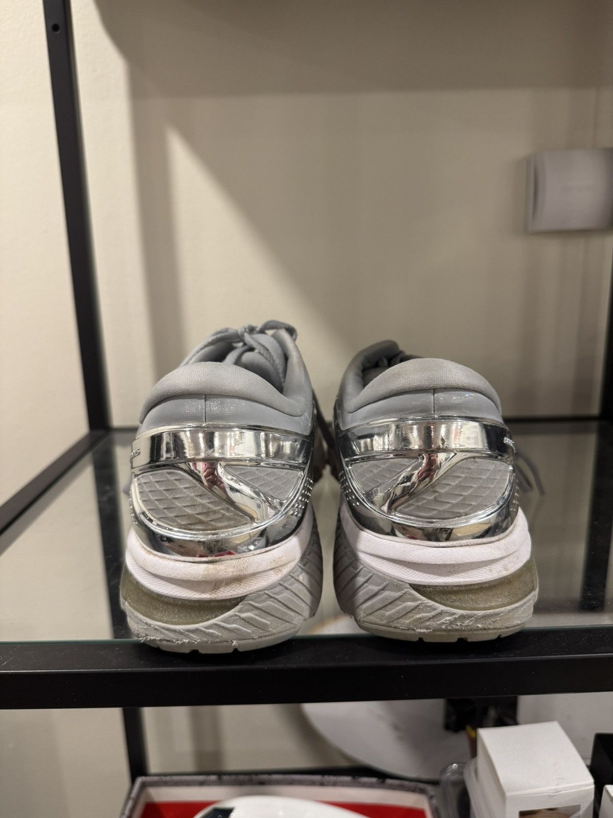 Asics Asics Gel-Kayano 26 Silver Metallic Flyte Foam Streetwear Size US 12 / EU 45 - 3 Thumbnail