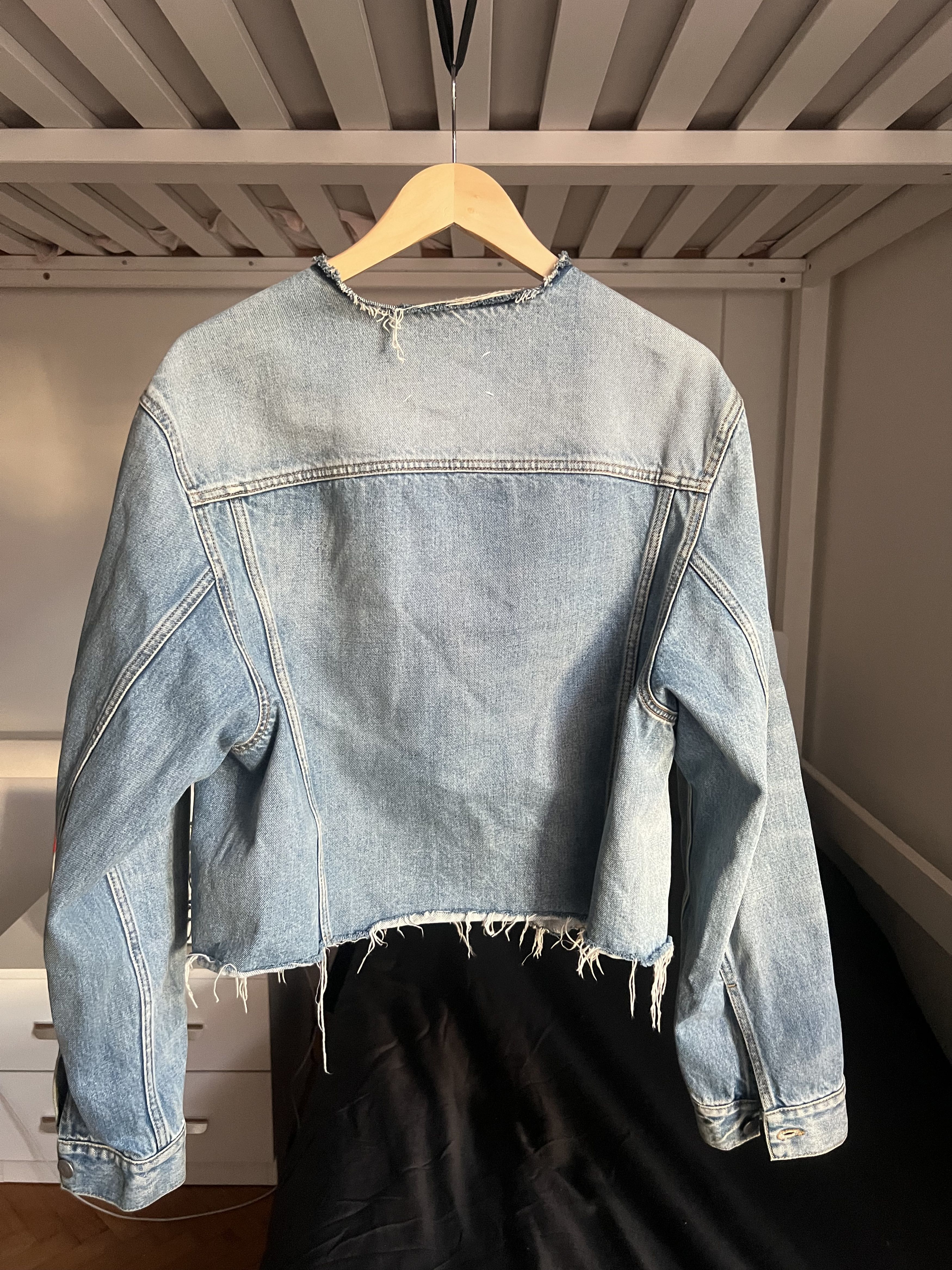 Maison Margiela Cropped Collarless Denim Jacket Size US L / EU 52-54 / 3 - 2 Thumbnail