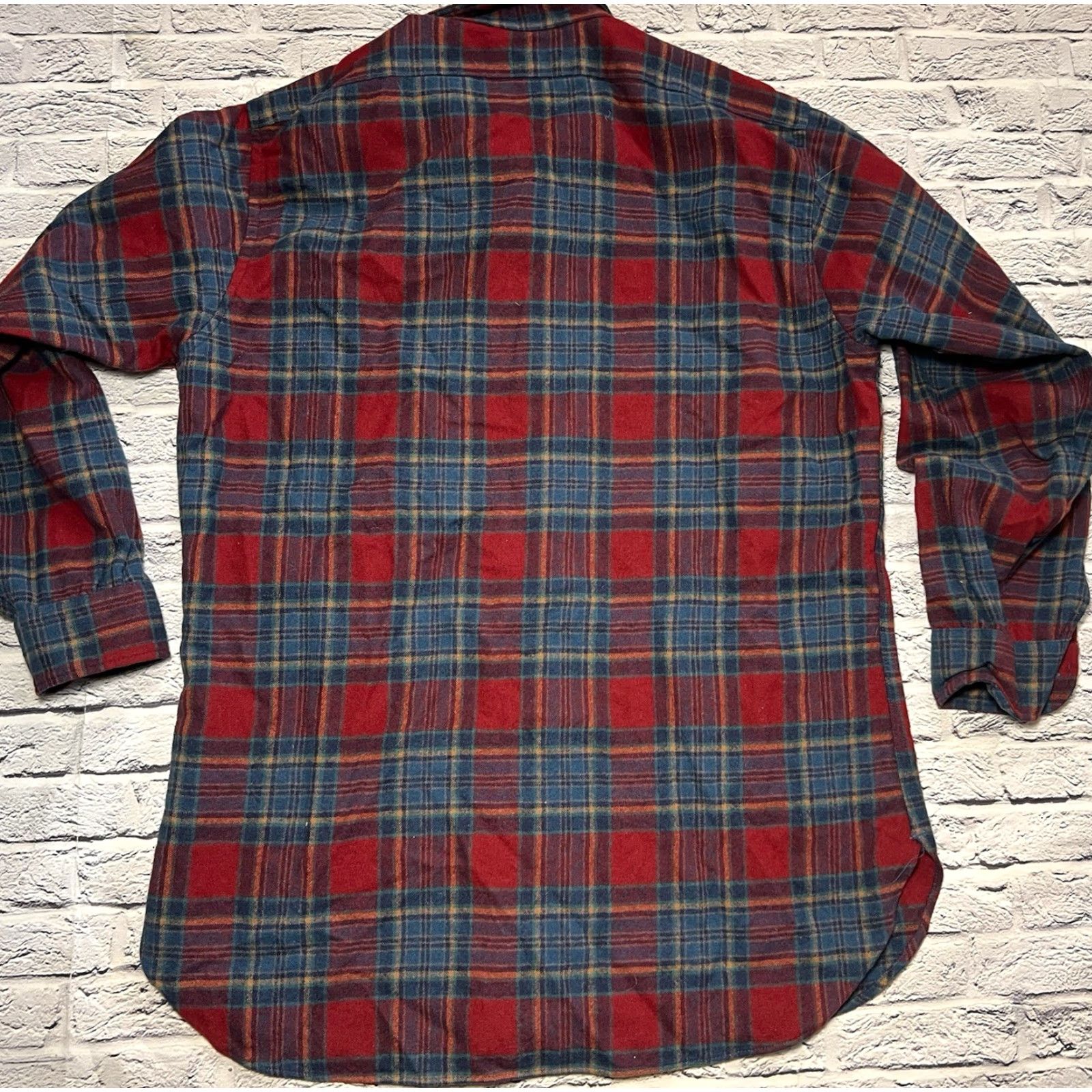 Pendleton VINTAGE Pendleton Shirt Mens Large Blue Red Wool Plaid Button Up Flannel Size US L / EU 52-54 / 3 - 4 Thumbnail