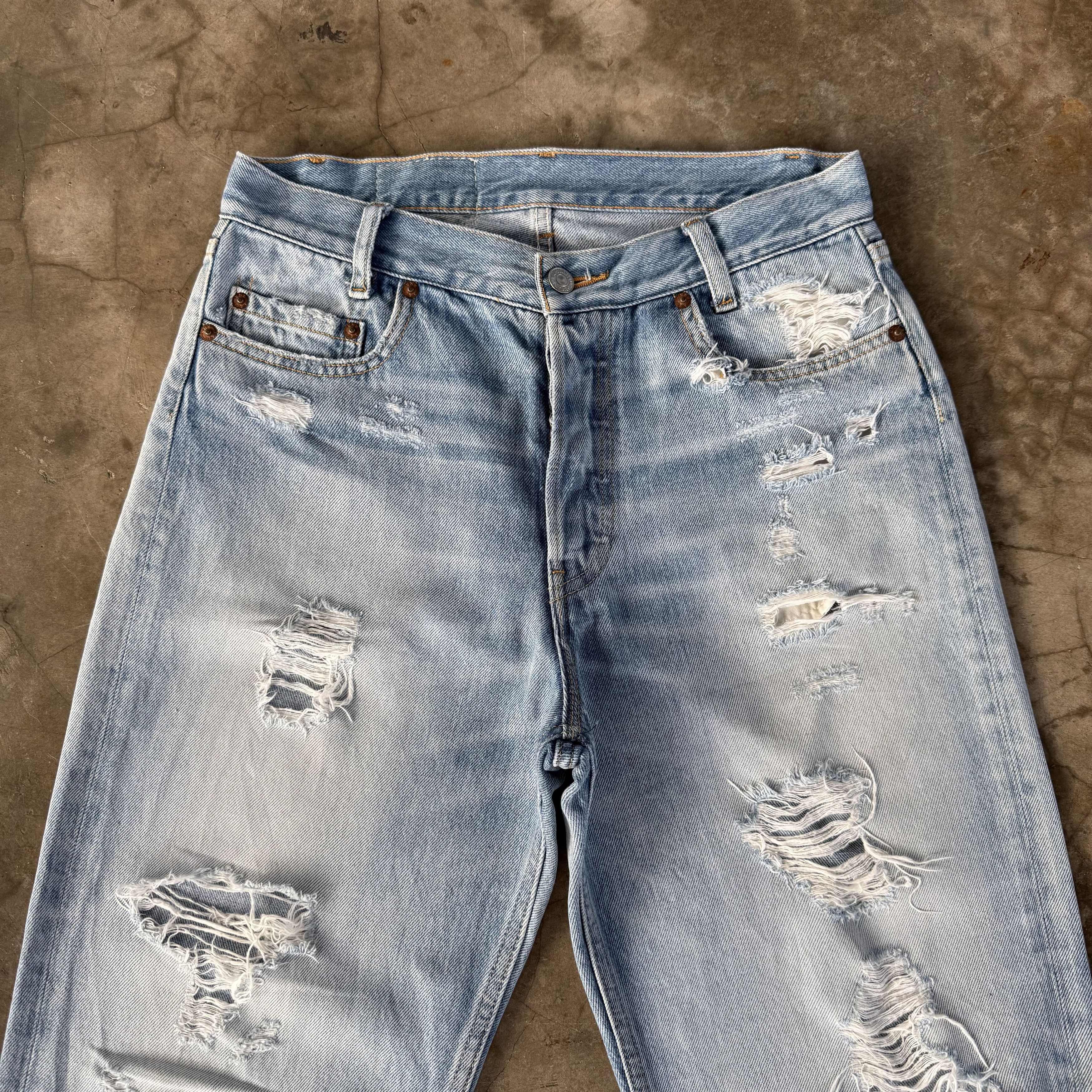 Japanese Brand Vintage RNA INC ButtonFly Distressed Denim Pants Size US 30 / EU 46 - 3 Thumbnail