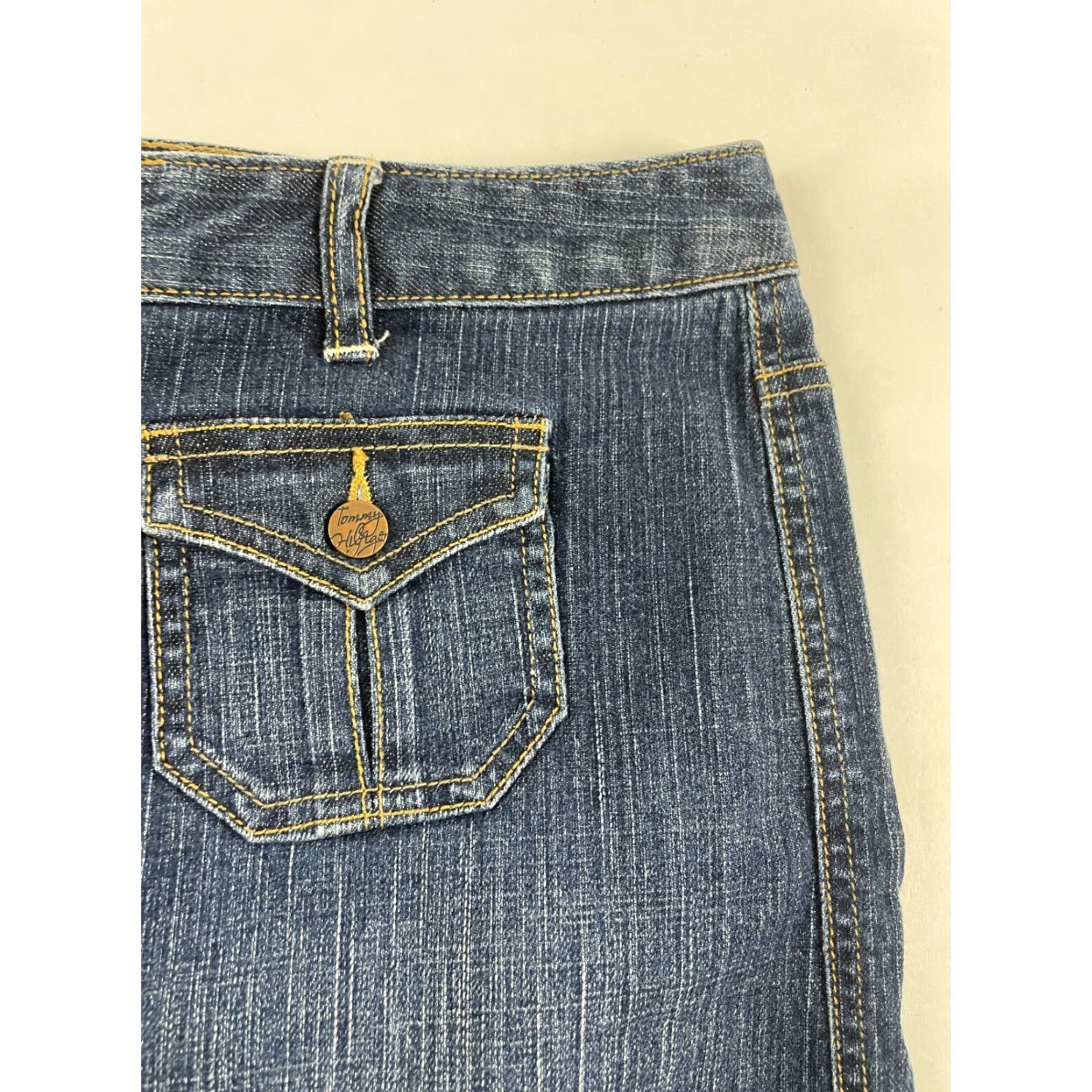Tommy Hilfiger Tommy Hilfiger Jeans Skirt Women's Size 10 Blue Denim Pockets Mini A-Line Flaps Shirt? Size 32" / US 10 / IT 46 - 4 Thumbnail