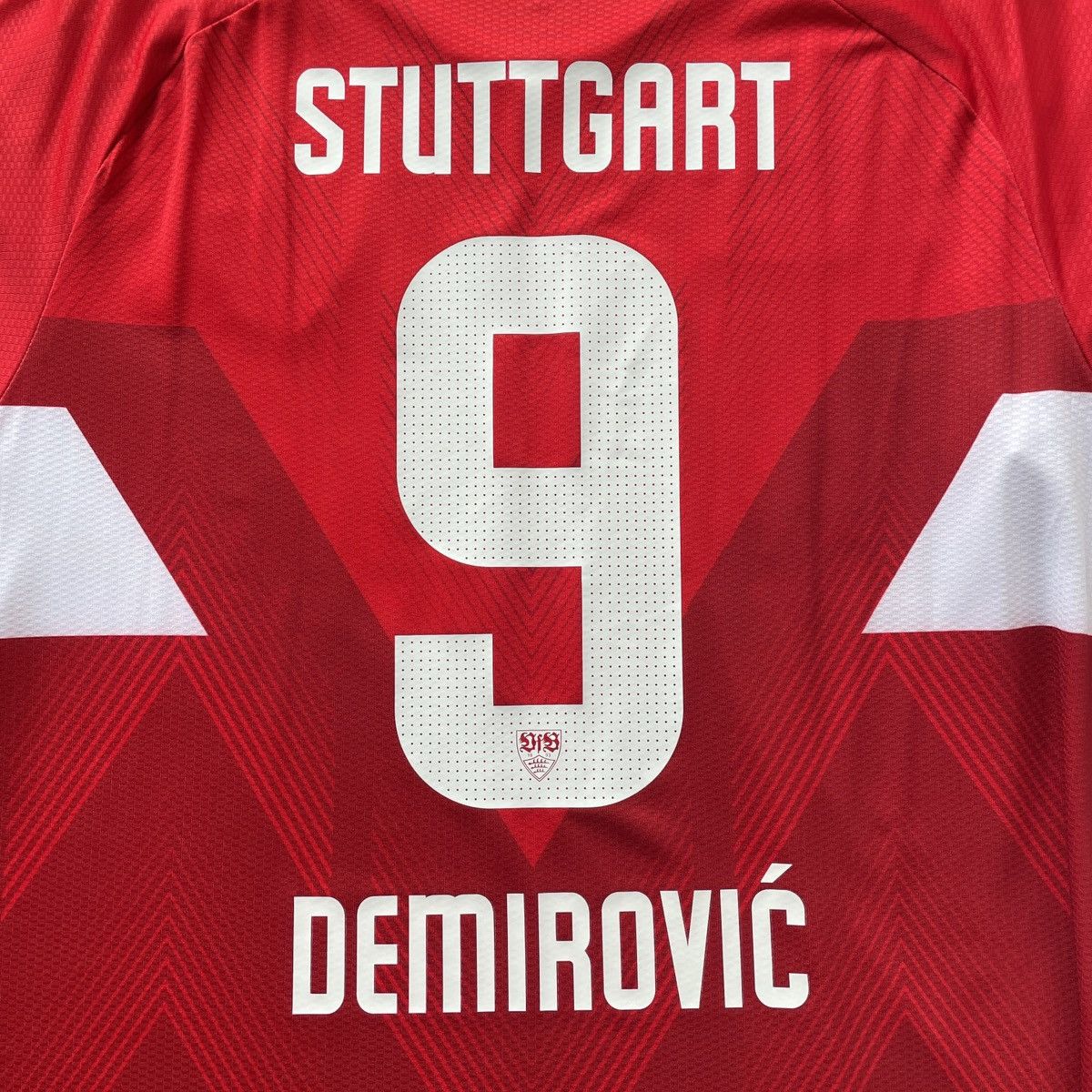 Other VfB Stuttgart Ermedin Demirovic Away Jersey 2024/2025 Size US XXL / EU 58 / 5 - 9 Thumbnail