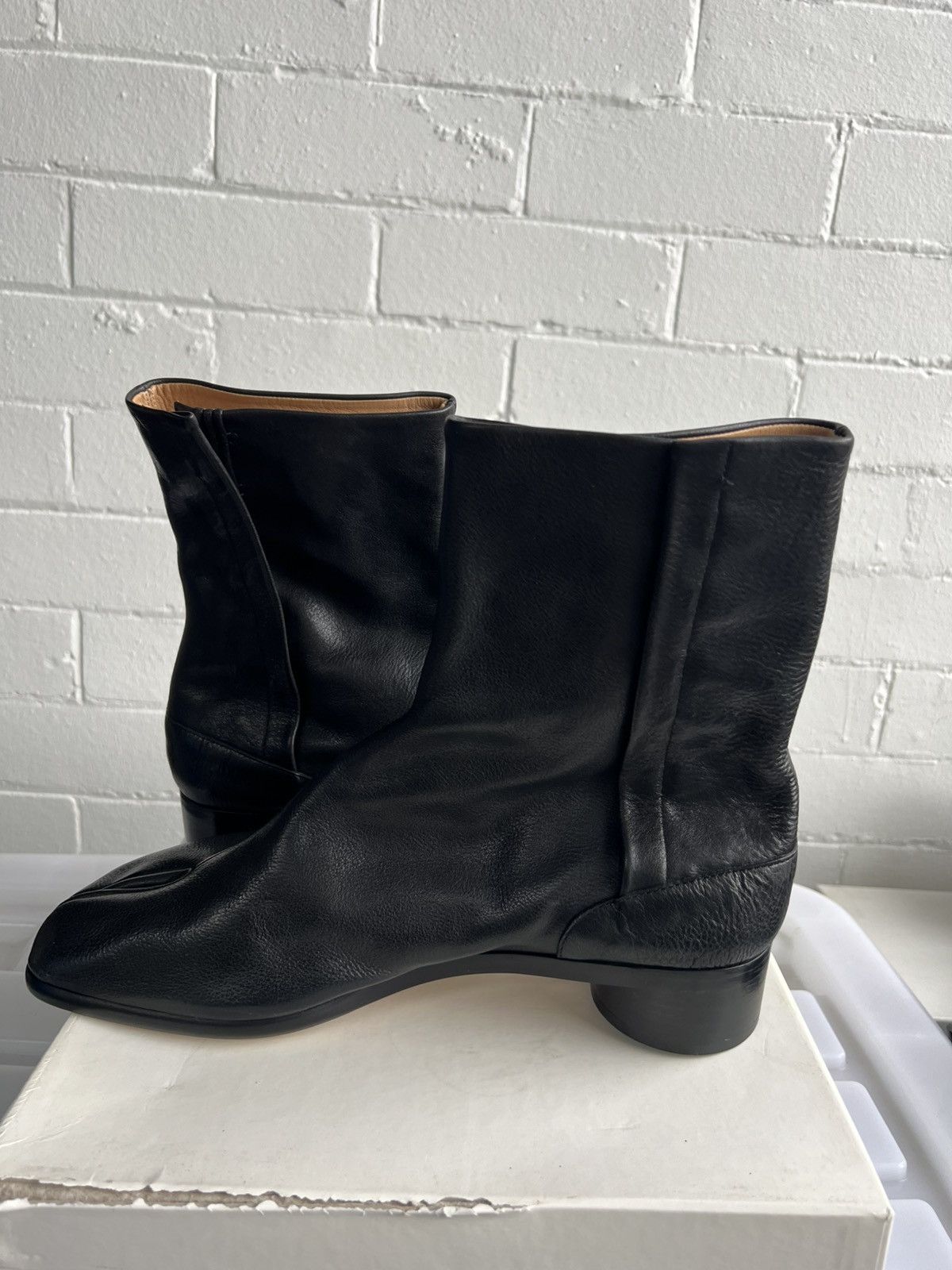 Maison Margiela Margiela tabi new unworn Size US 11 / EU 44 - 7 Thumbnail