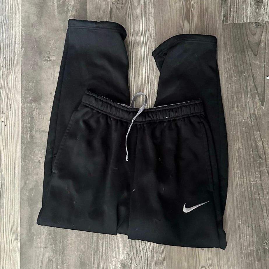 Nike nike therma fit black sweatpants Size 30" / US 8 / IT 44 - 1 Thumbnail