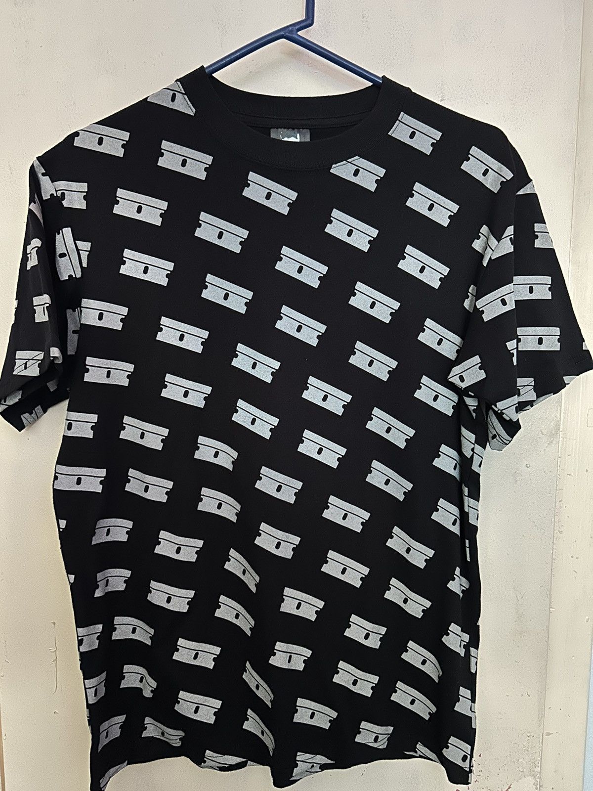 G59 Records G59 Records All Over Razor T-Shirt 3M Reflective Size US S / EU 44-46 / 1 - 2 Thumbnail