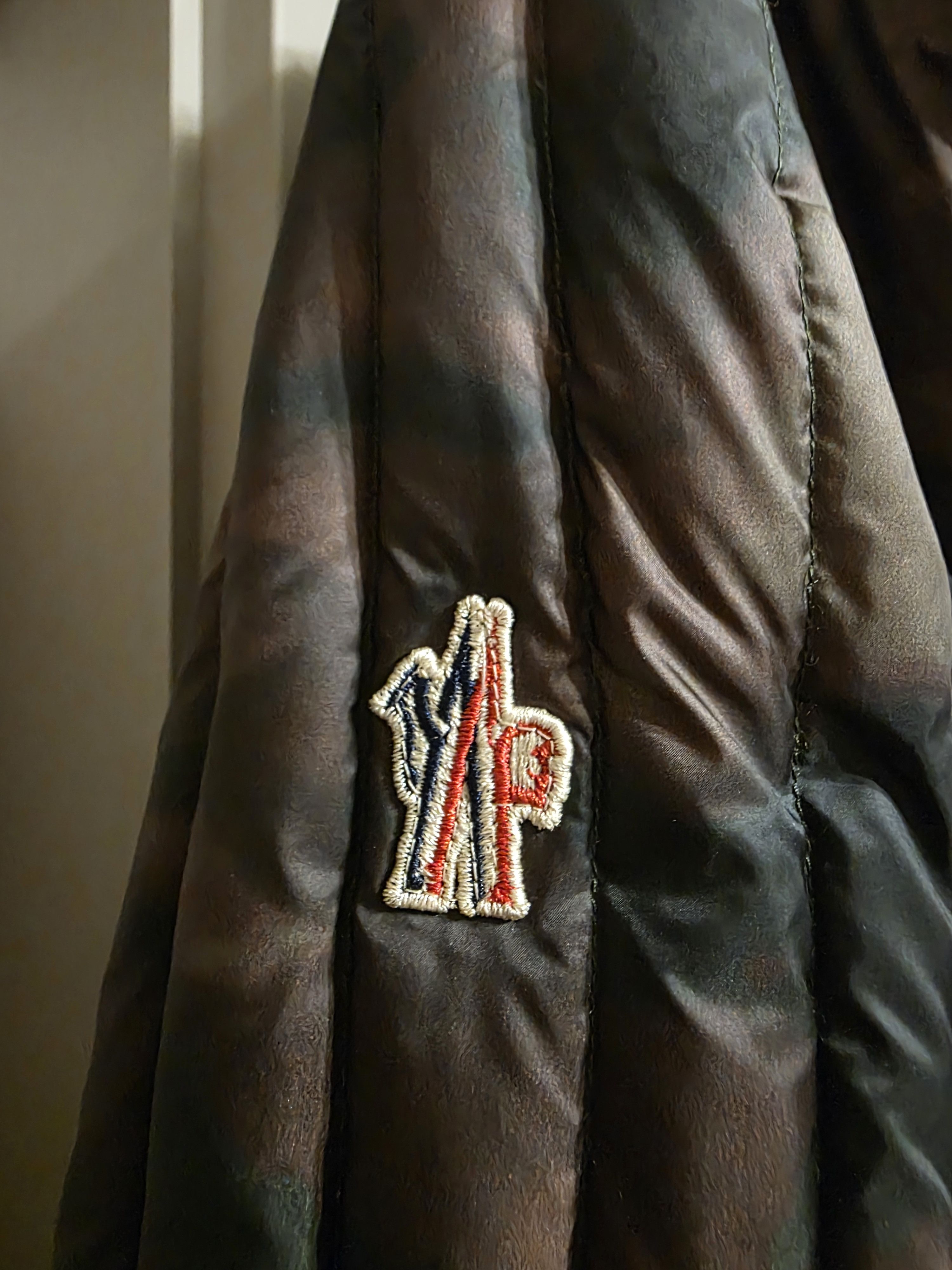 Moncler Grenoble MONCLER Grenoble REDON down jacket with camouflage L Size US L / EU 52-54 / 3 - 13 Thumbnail