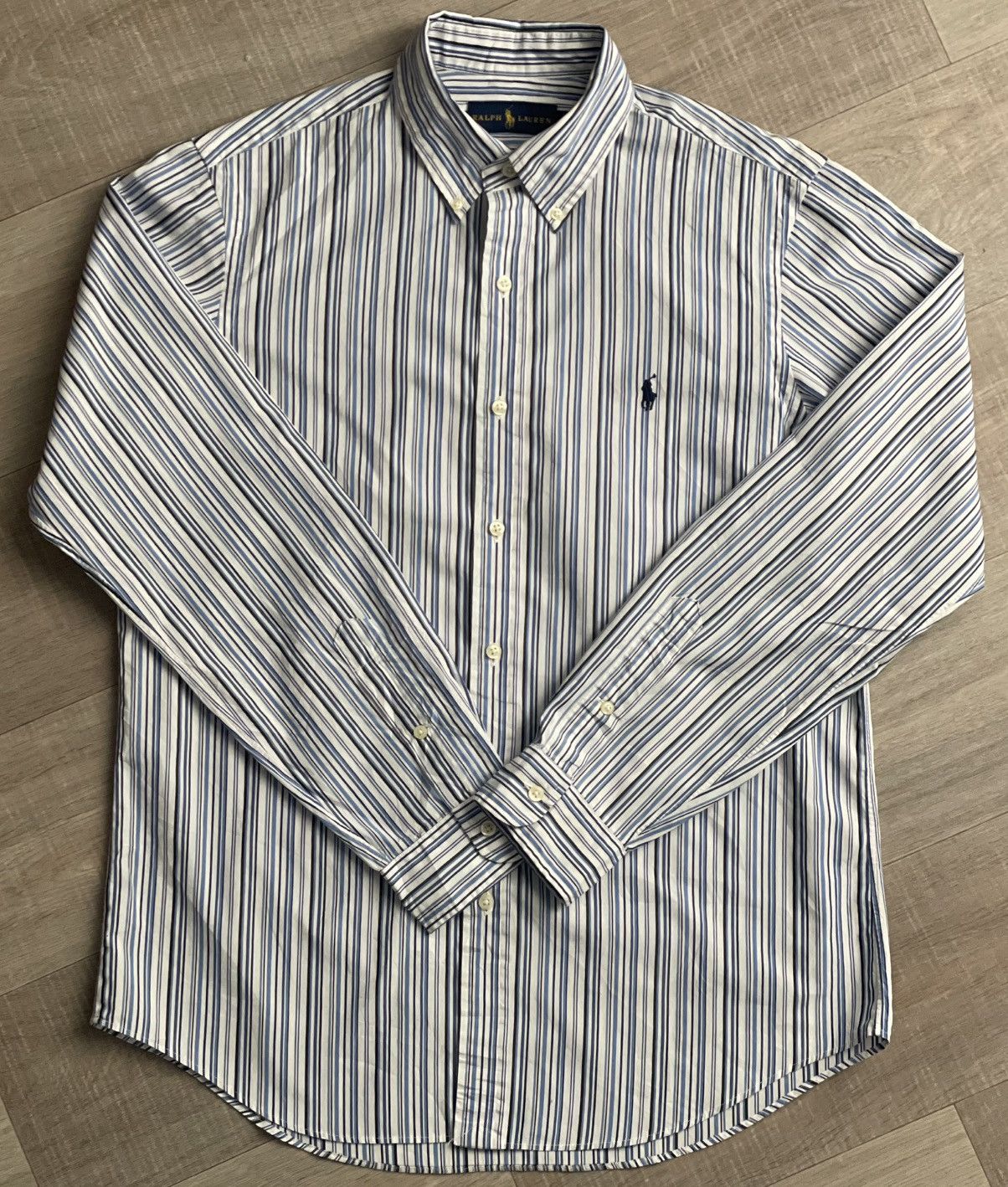Ralph Lauren Vintage Ralph Lauren Blue and White Striped Oxford Shirt (M) Size US M / EU 48-50 / 2 - 1 Thumbnail
