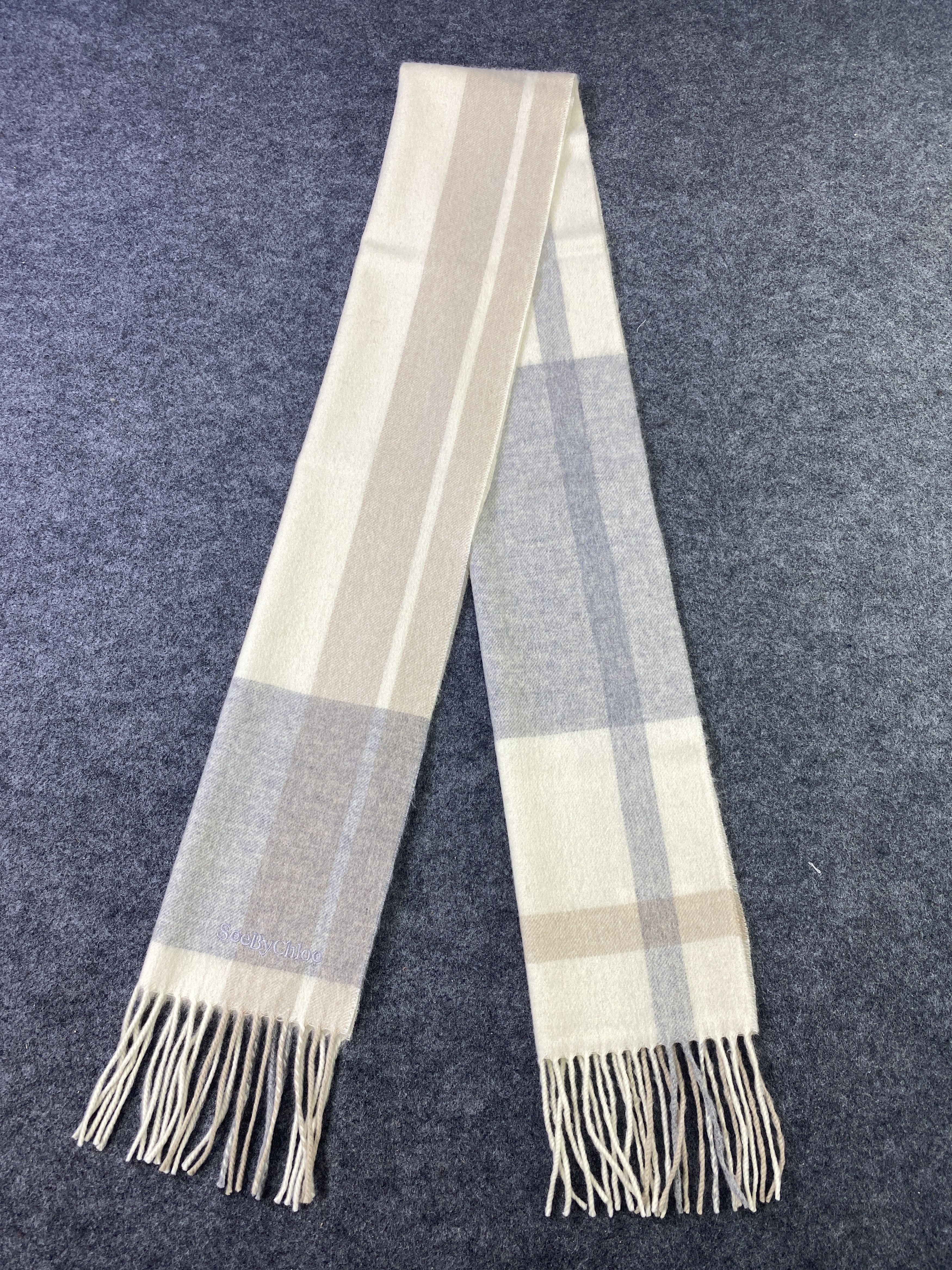 Designer See by Chloe Scarf / Muffler / Neckwear T774 Size ONE SIZE - 4 Thumbnail