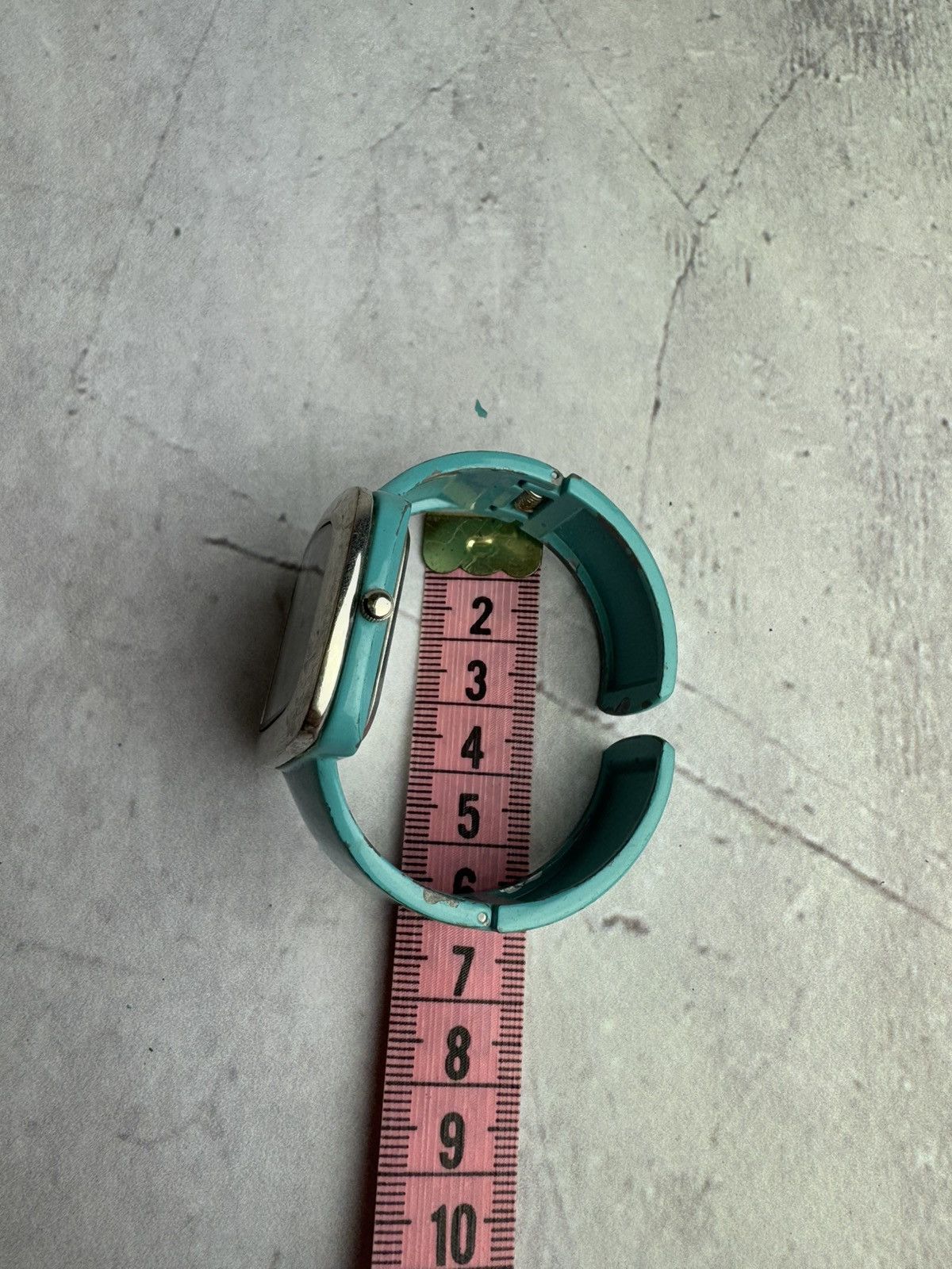 Japanese Brand × Vintage Geneva Futuristic Japanese Style Watch Vintage Size ONE SIZE - 8 Thumbnail