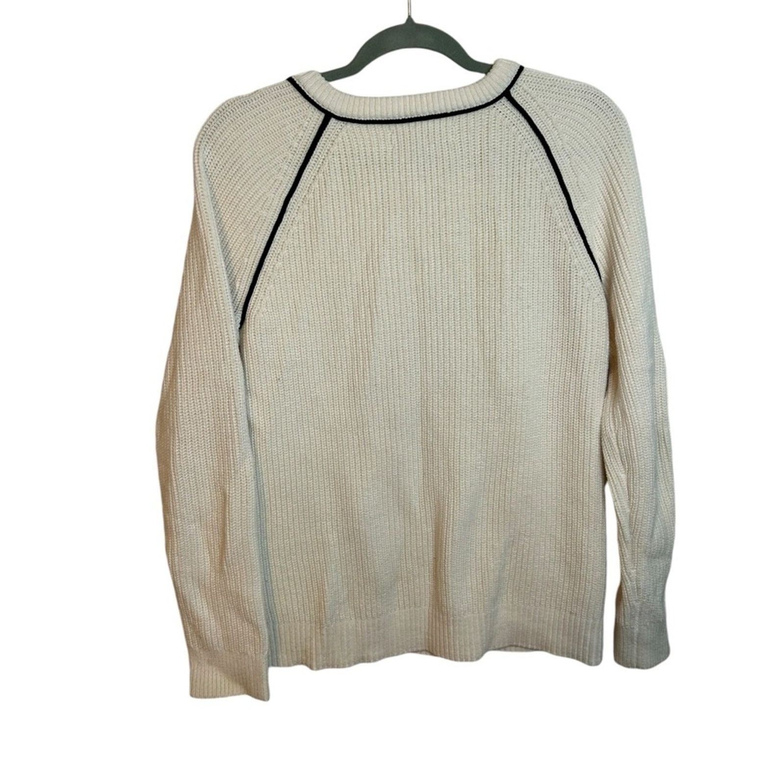 Loft Loft Cream Cable Knit Crewneck Button Sweater Size M / US 6-8 / IT 42-44 - 2 Thumbnail