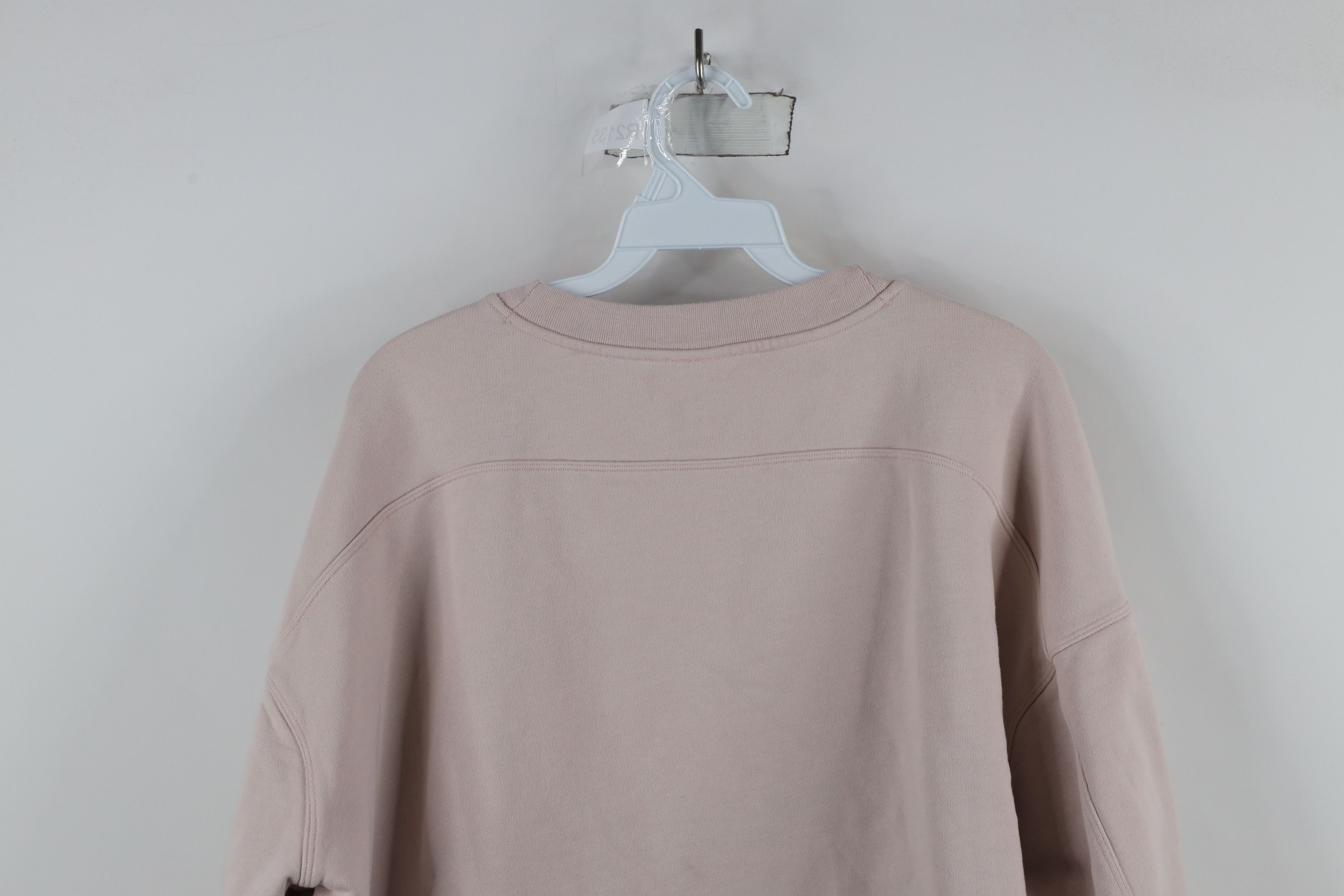 Lululemon × Vintage Lululemon French Terry Crewneck Sweatshirt Light Pink Size L / US 10 / IT 46 - 11 Thumbnail