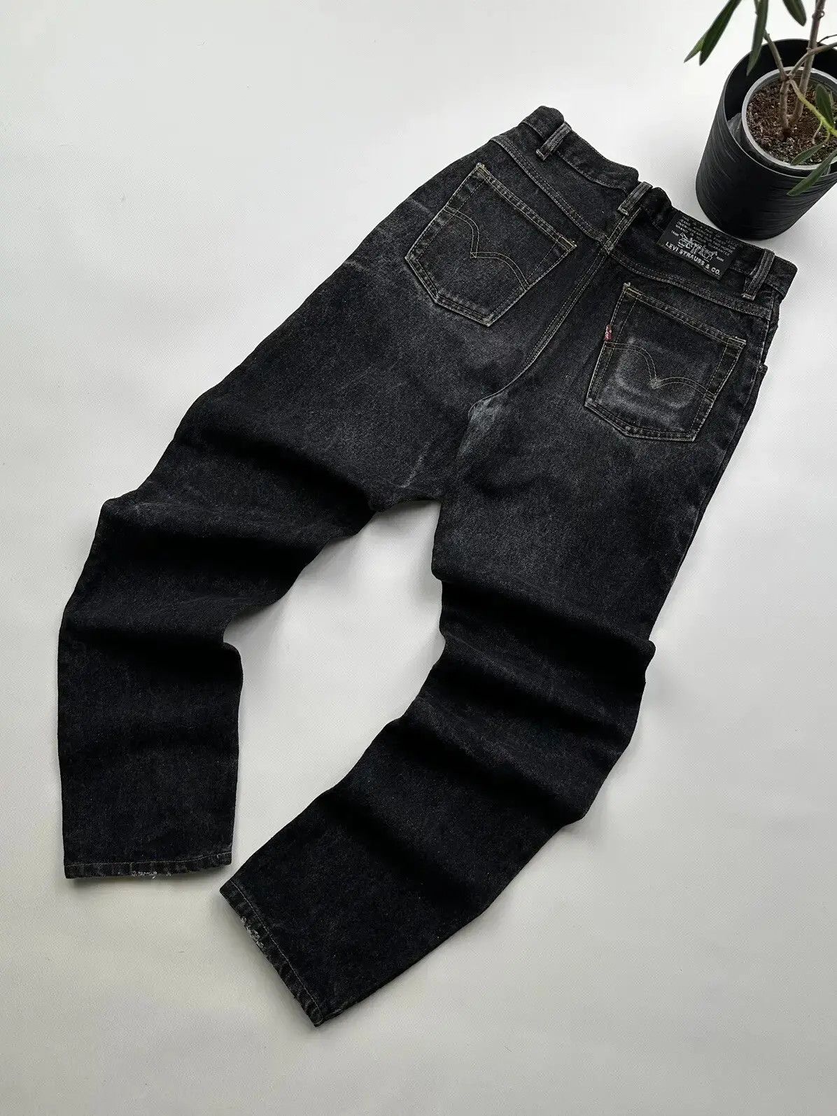 Levi’s Vintage Amazing Washed Jeans (523)