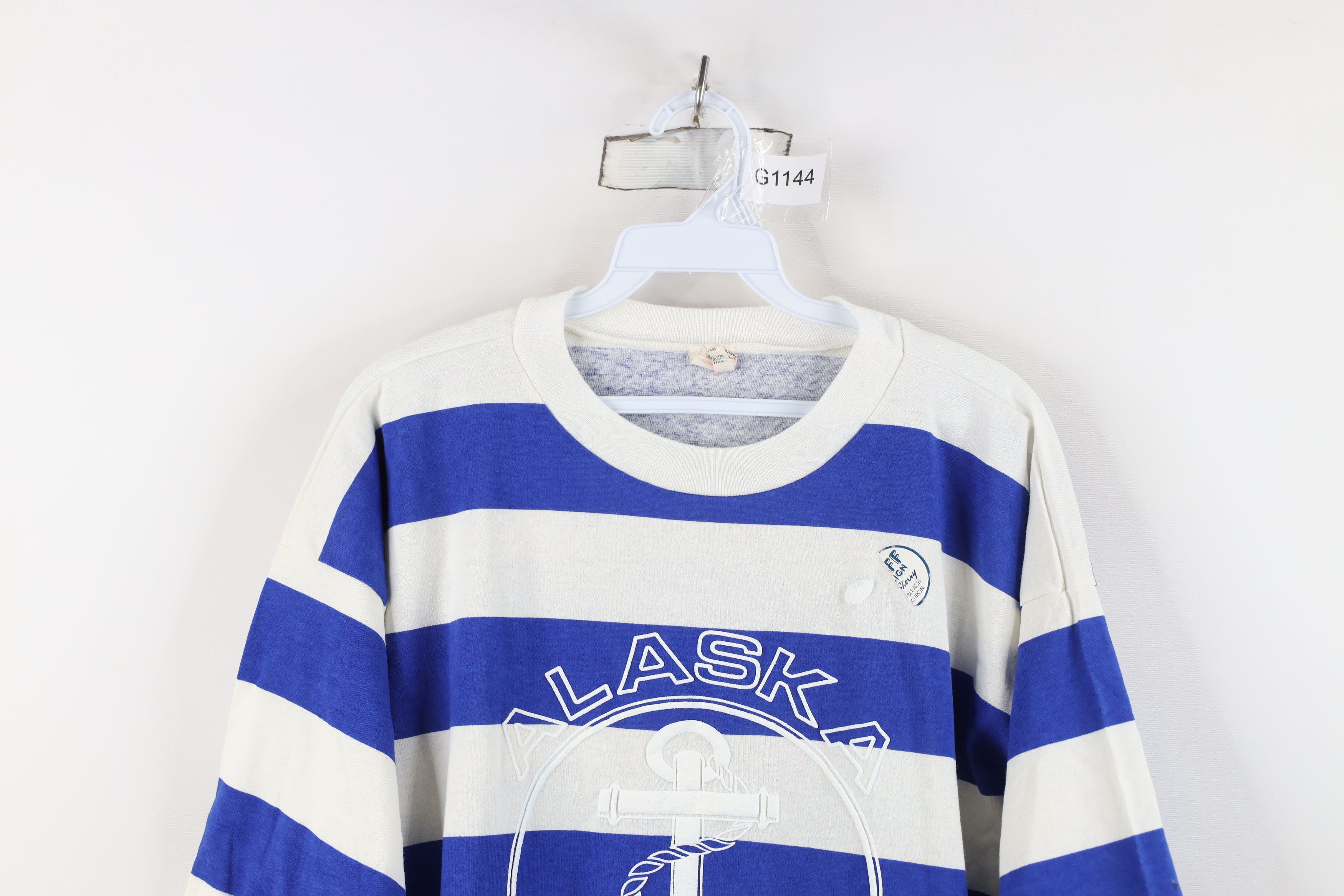 Vintage Deadstock Vintage 90s Streetwear Club Puff Paint T-Shirt Size US L / EU 52-54 / 3 - 2 Thumbnail