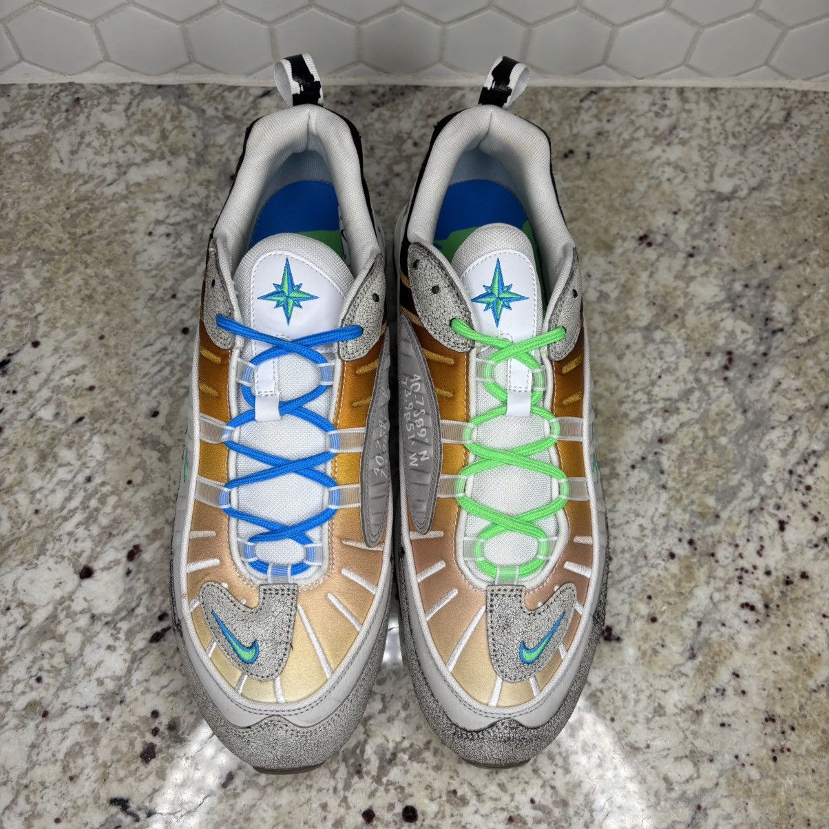 Nike Size 13-Nike Air Max 98 On Air NYC La Mezcla CLEAN NO BOX Size US 13 / EU 46 - 5 Thumbnail