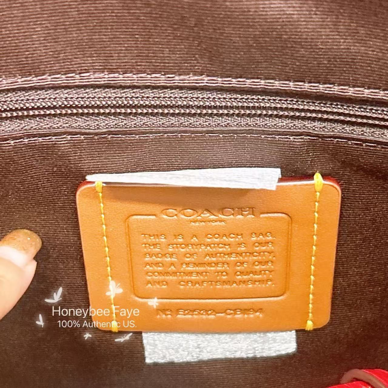 Coach Laurel Shoulder Bag With Mirror Charm And Pouch CBI94 Size ONE SIZE - 10 Thumbnail