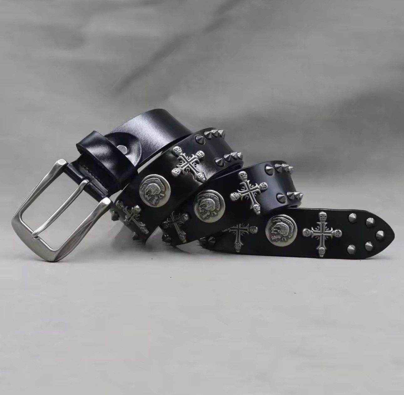 Other Genuine Leather Heavy Metal Rivet Punk Cowboy Style Belt Size ONE SIZE - 1 Thumbnail