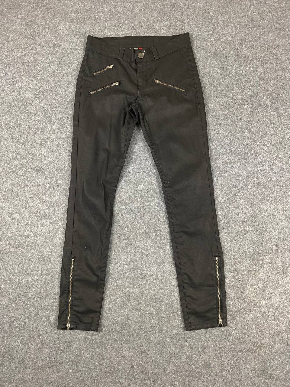 Japanese Brand uniqlo skinny fit tapered middle rise bondage style denim Size US 30 / EU 46 - 1 Thumbnail