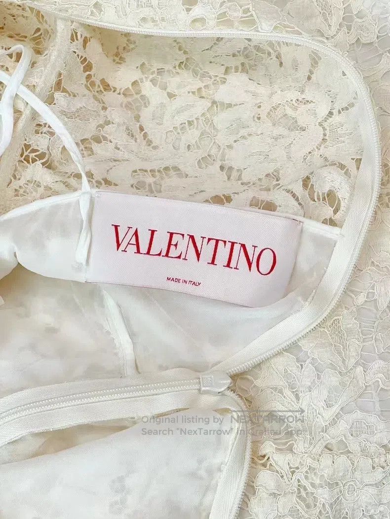 Valentino Valentino Milky lace lace dress Size M / US 6-8 / IT 42-44 - 2 Thumbnail