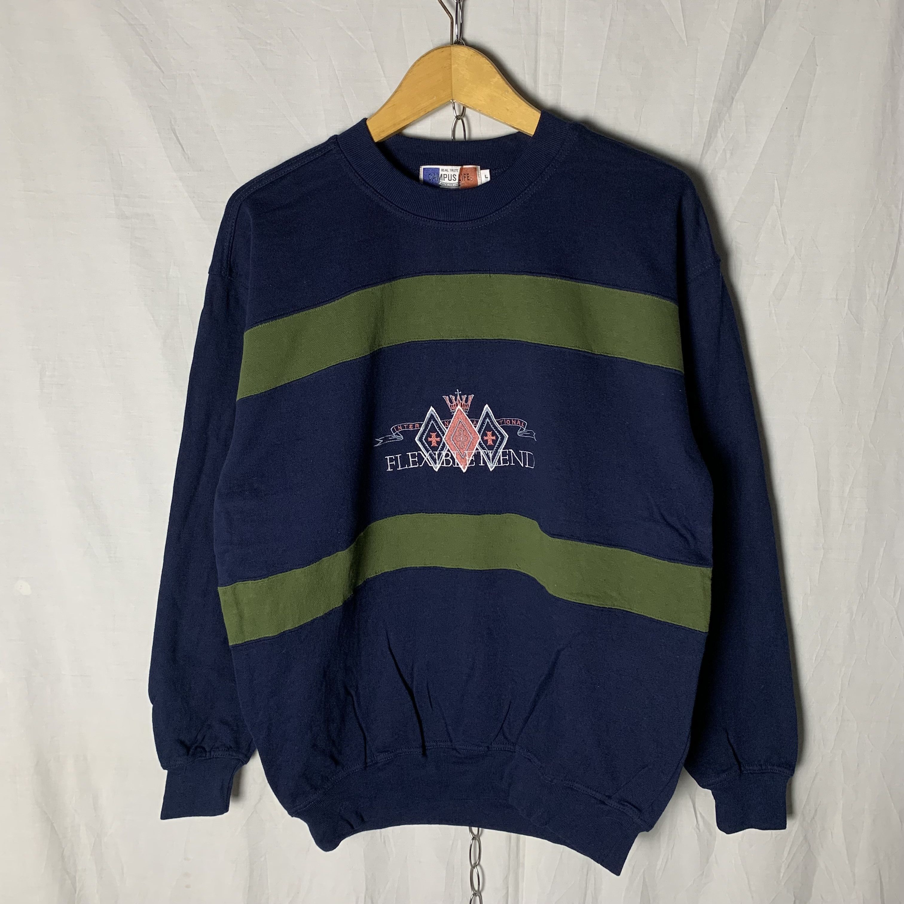 Vintage Vintage 90s Campus Life Sweatshirt Crewneck Size US M / EU 48-50 / 2 - 1 Thumbnail