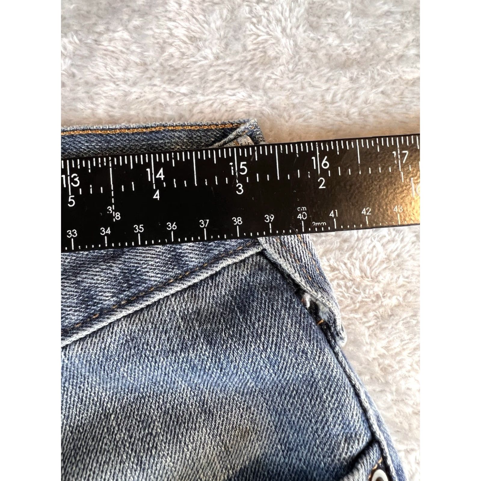 Carhartt Carhartt Jeans Mens 32x32 Relaxed Fit Straight Blue Distressed 5-Pocket Denim Workwear USA Logo/Mexico Made Jeans Size US 32 / EU 48 - 7 Thumbnail